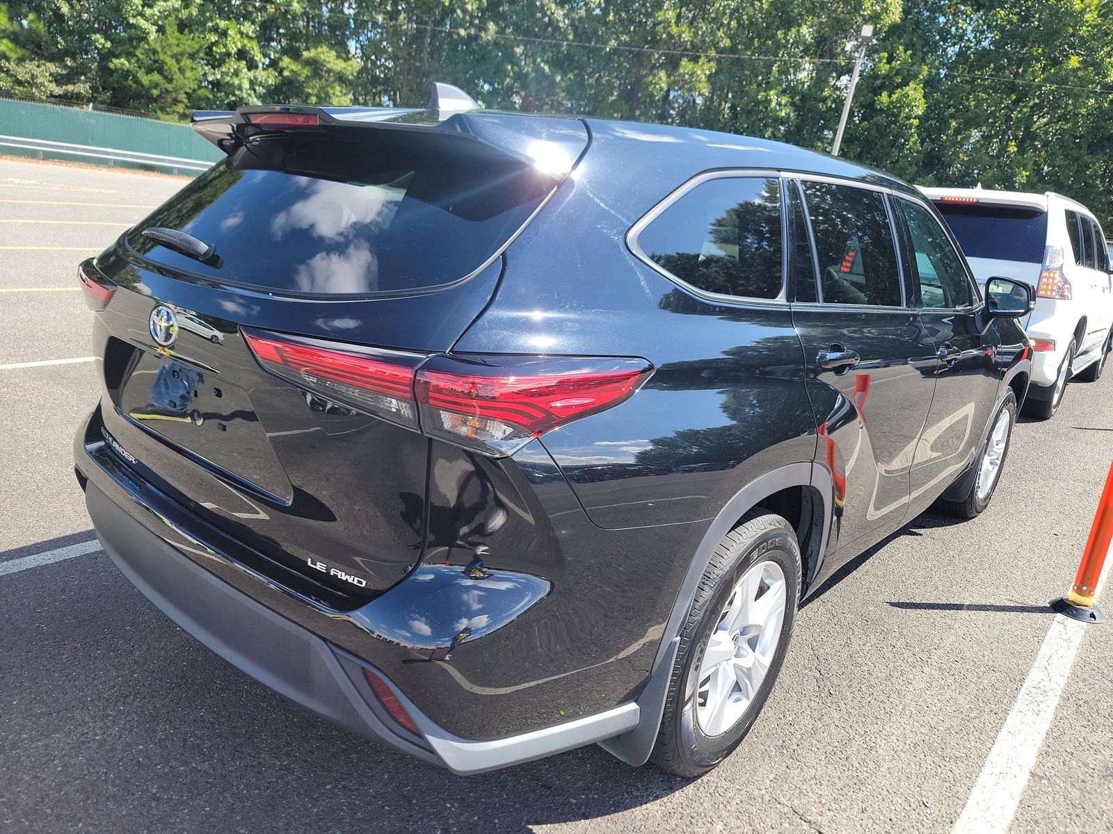 2022 Toyota Highlander LE AWD