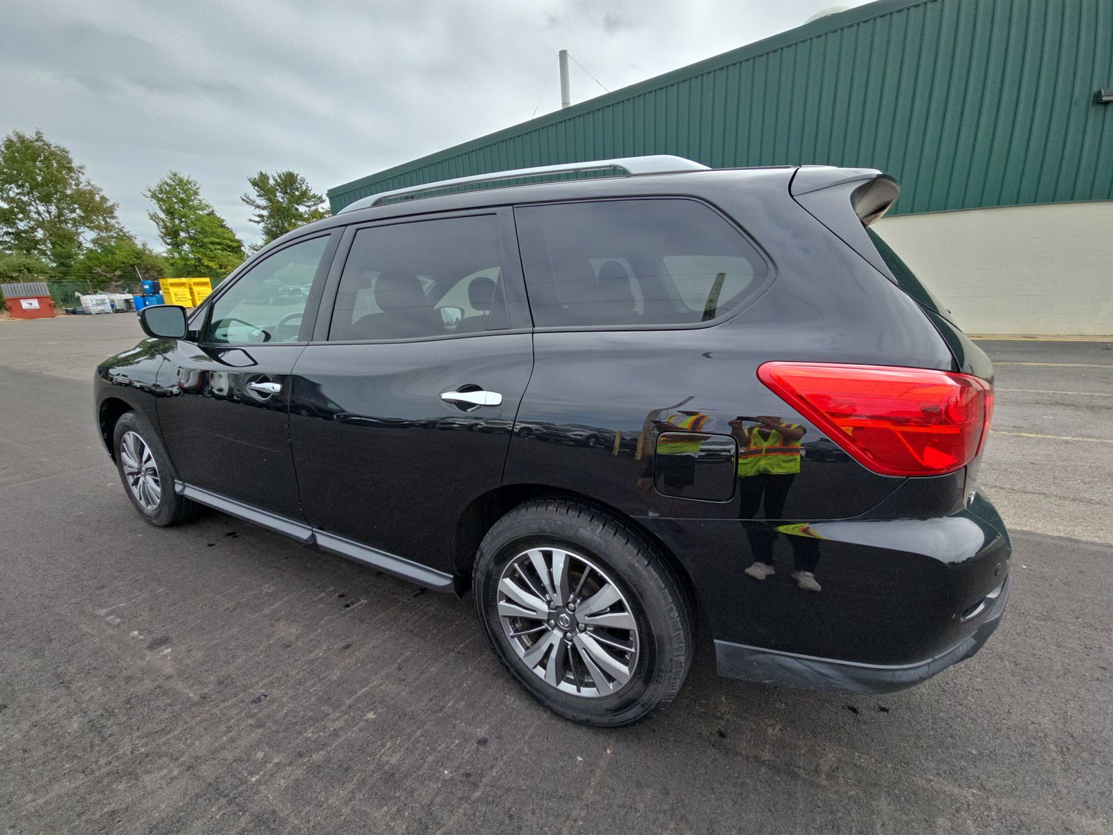 2019 Nissan Pathfinder SV FWD