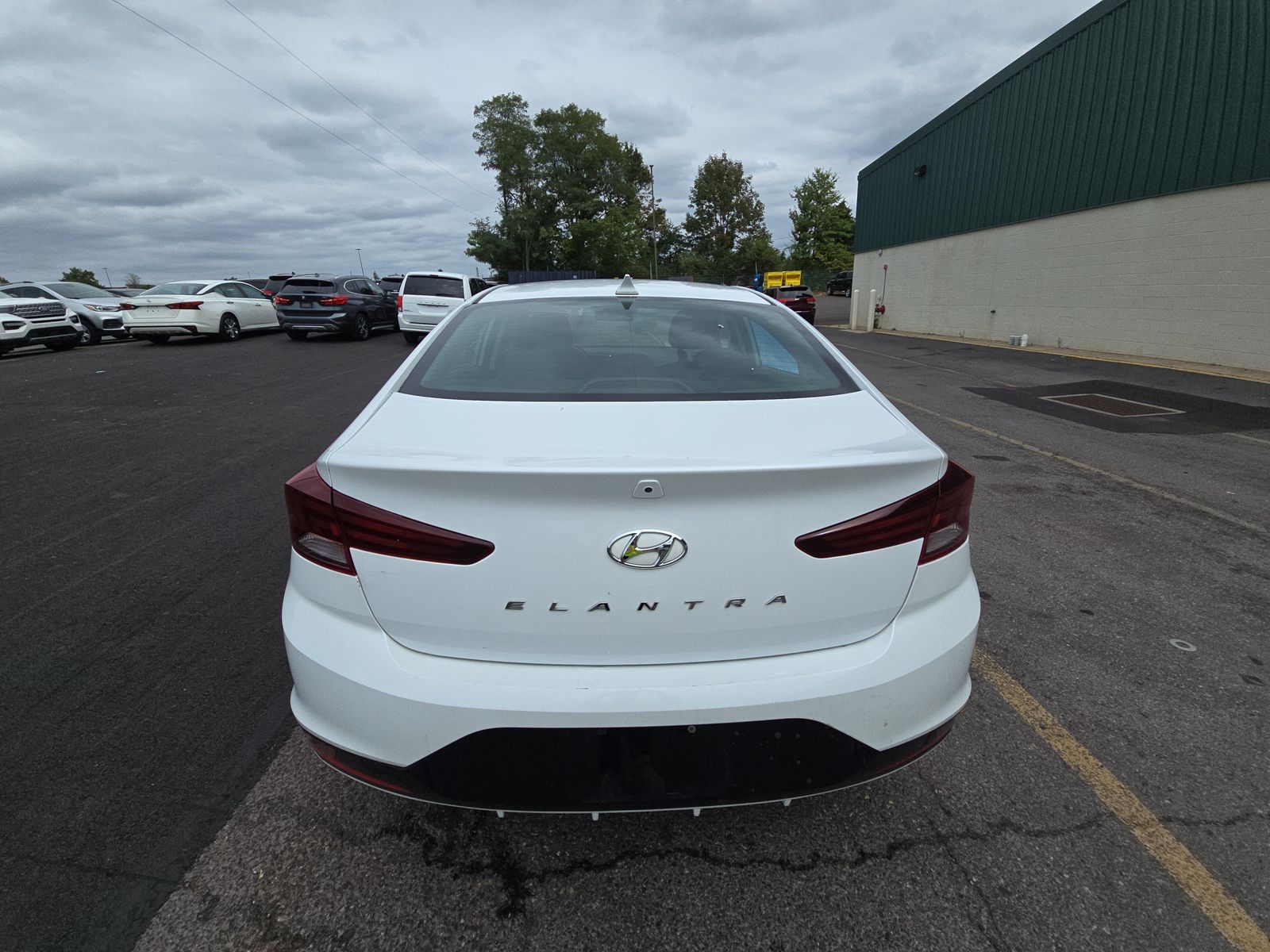 2020 Hyundai Elantra SEL FWD