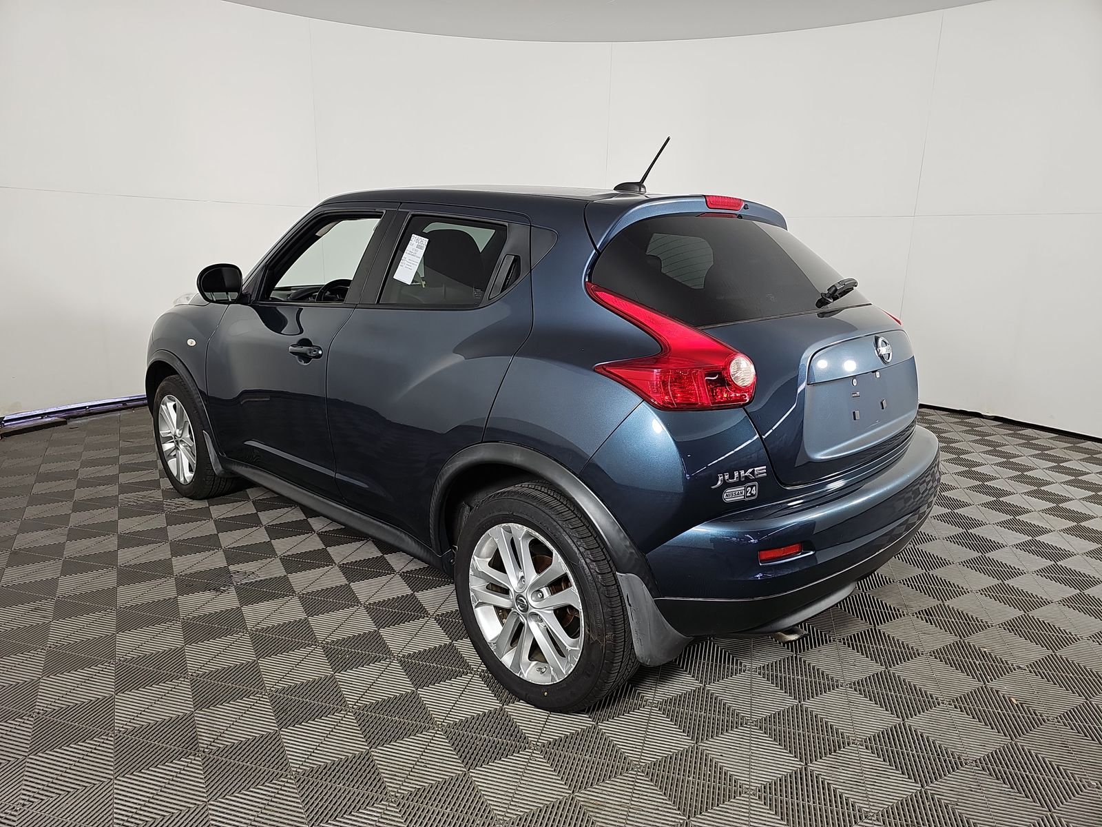 2011 Nissan JUKE SL FWD