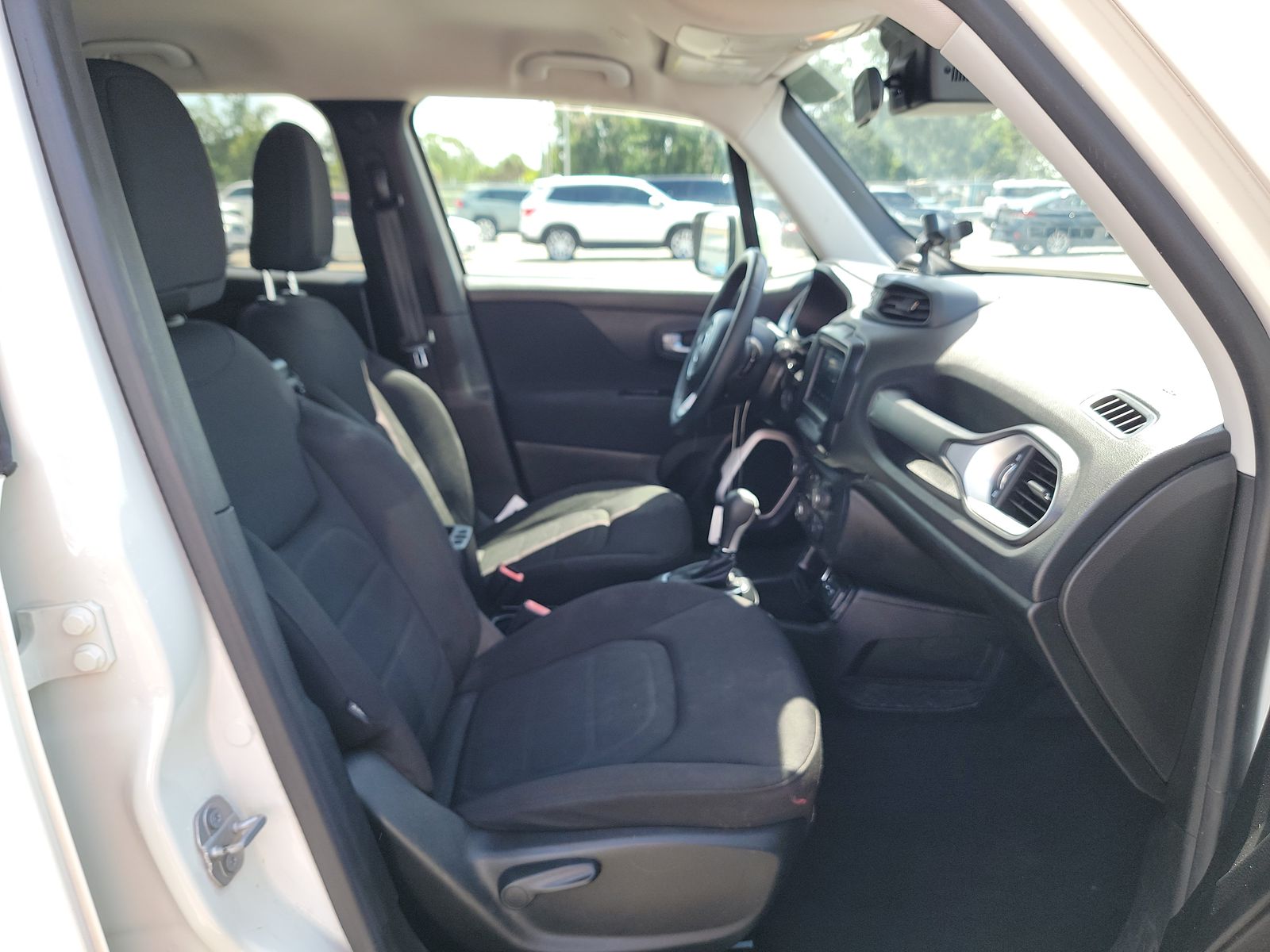 2019 Jeep Renegade Latitude FWD