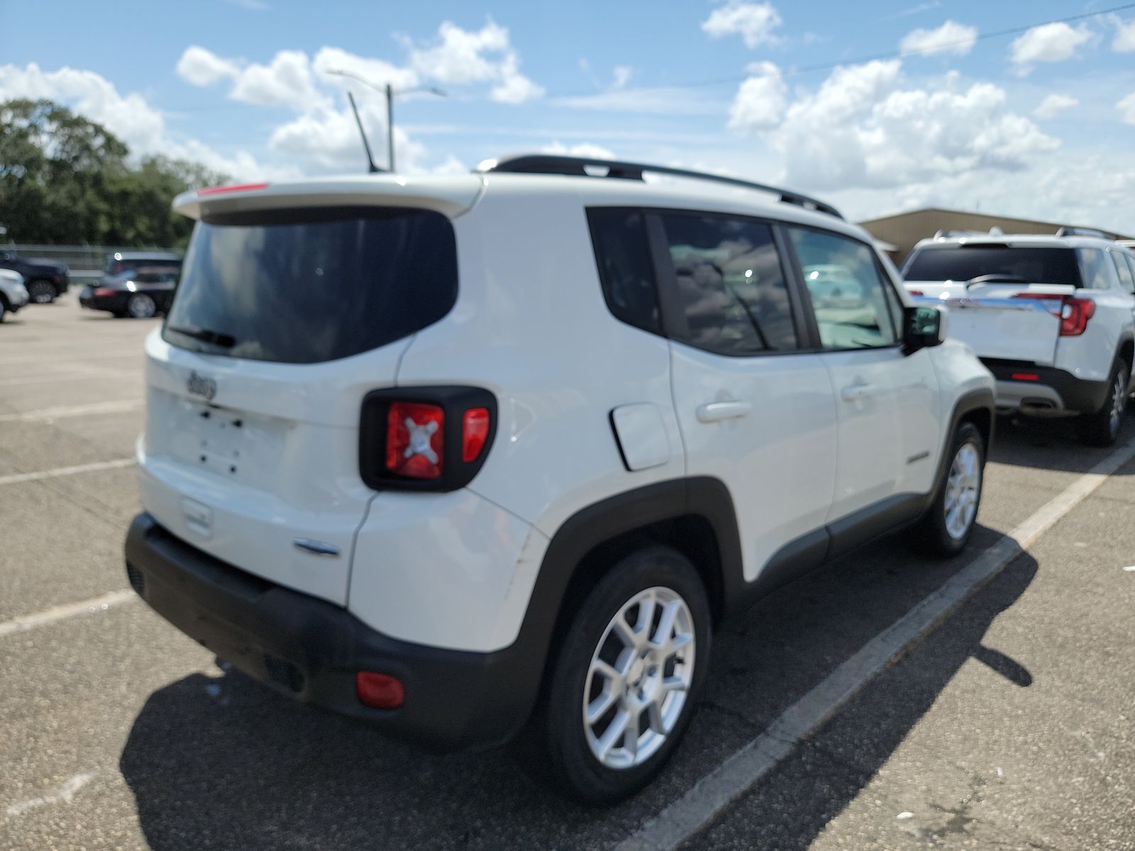 2019 Jeep Renegade Latitude FWD