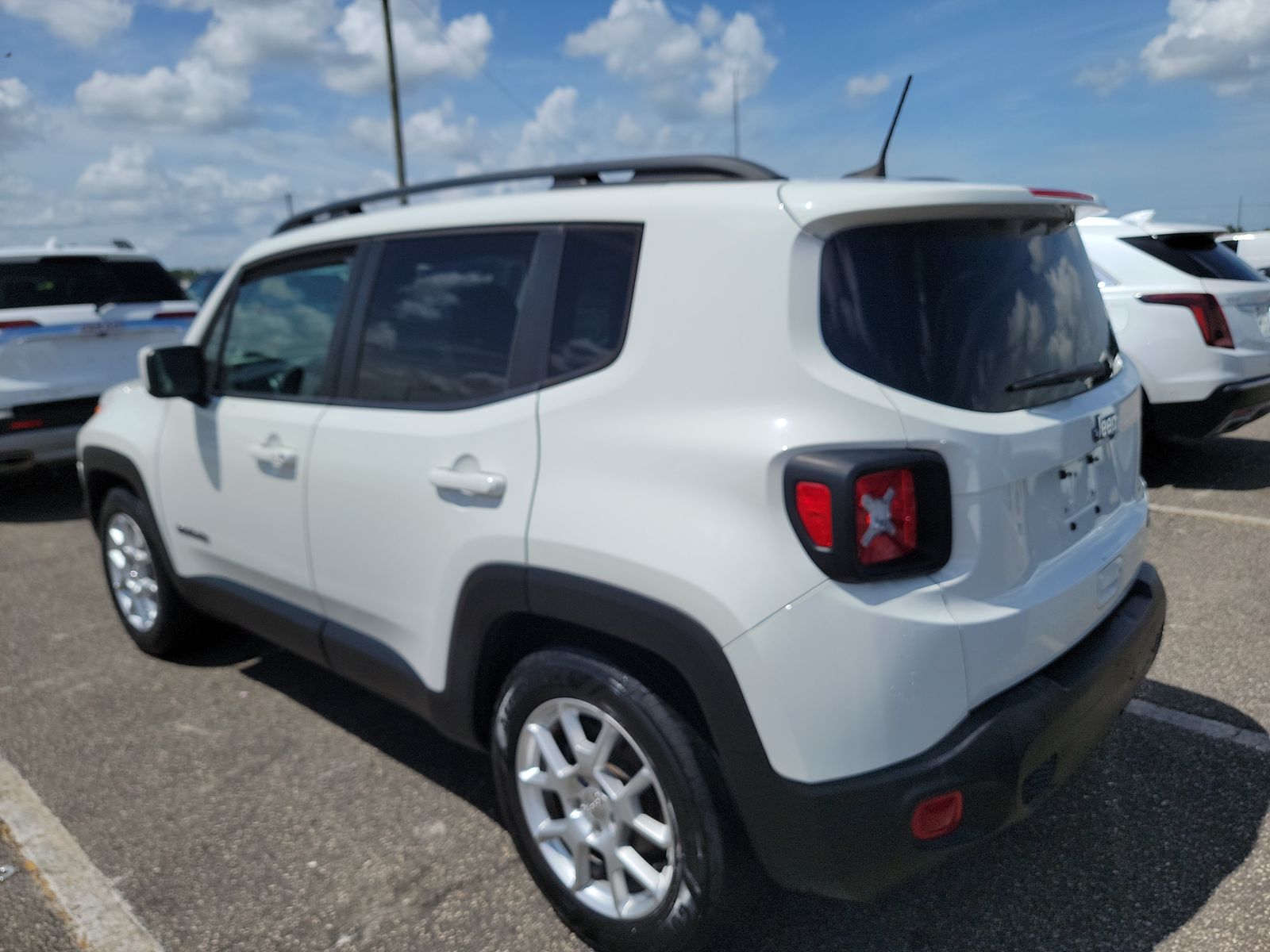 2019 Jeep Renegade Latitude FWD