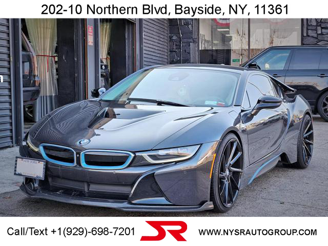 2016 BMW i8 GIGA WORLD