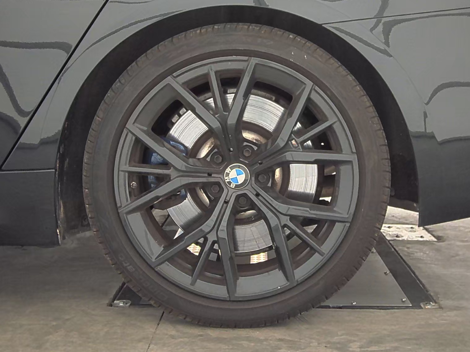 2021 BMW 5 Series M550i xDrive AWD