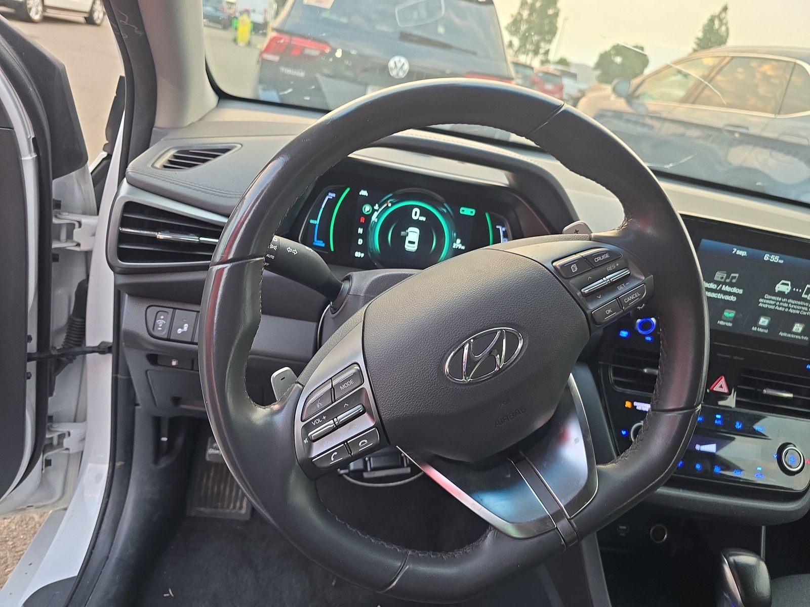 2020 Hyundai Ioniq Hybrid SE FWD