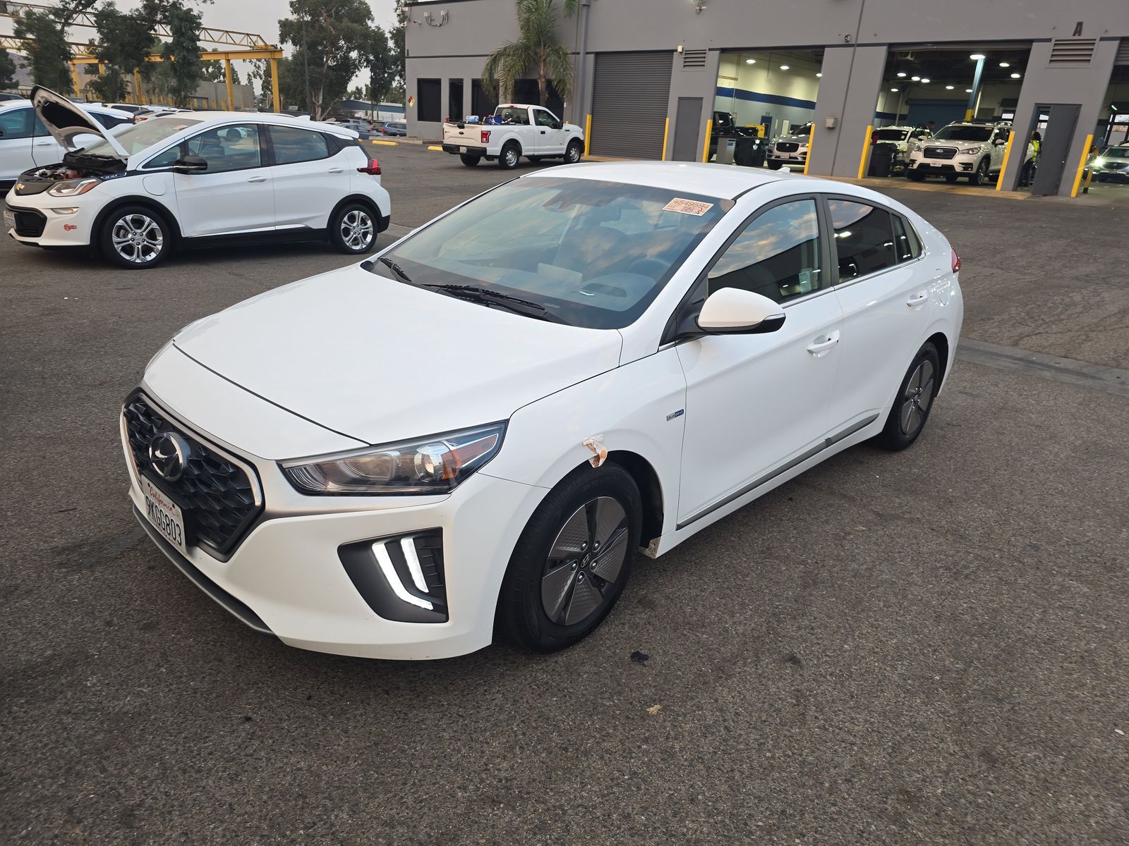 2020 Hyundai Ioniq Hybrid SE FWD