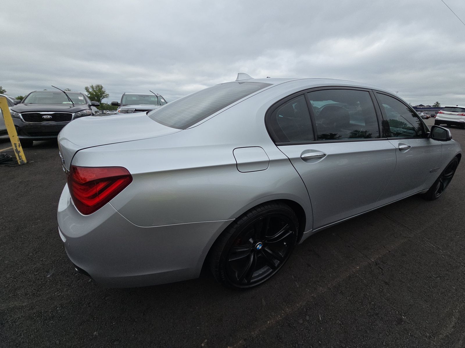 2015 BMW 7 Series 750Li xDrive AWD