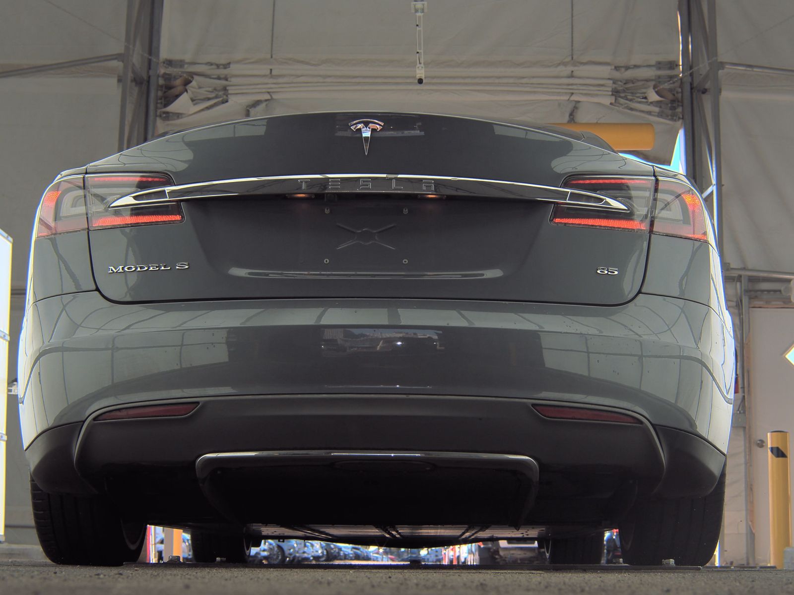 2013 Tesla Model S Base RWD