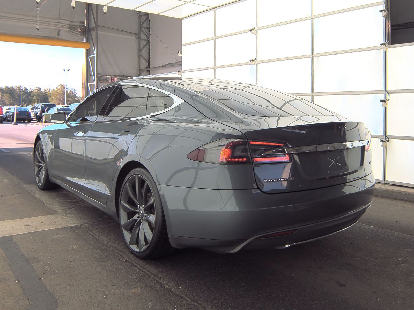 2013 Tesla Model S Base RWD