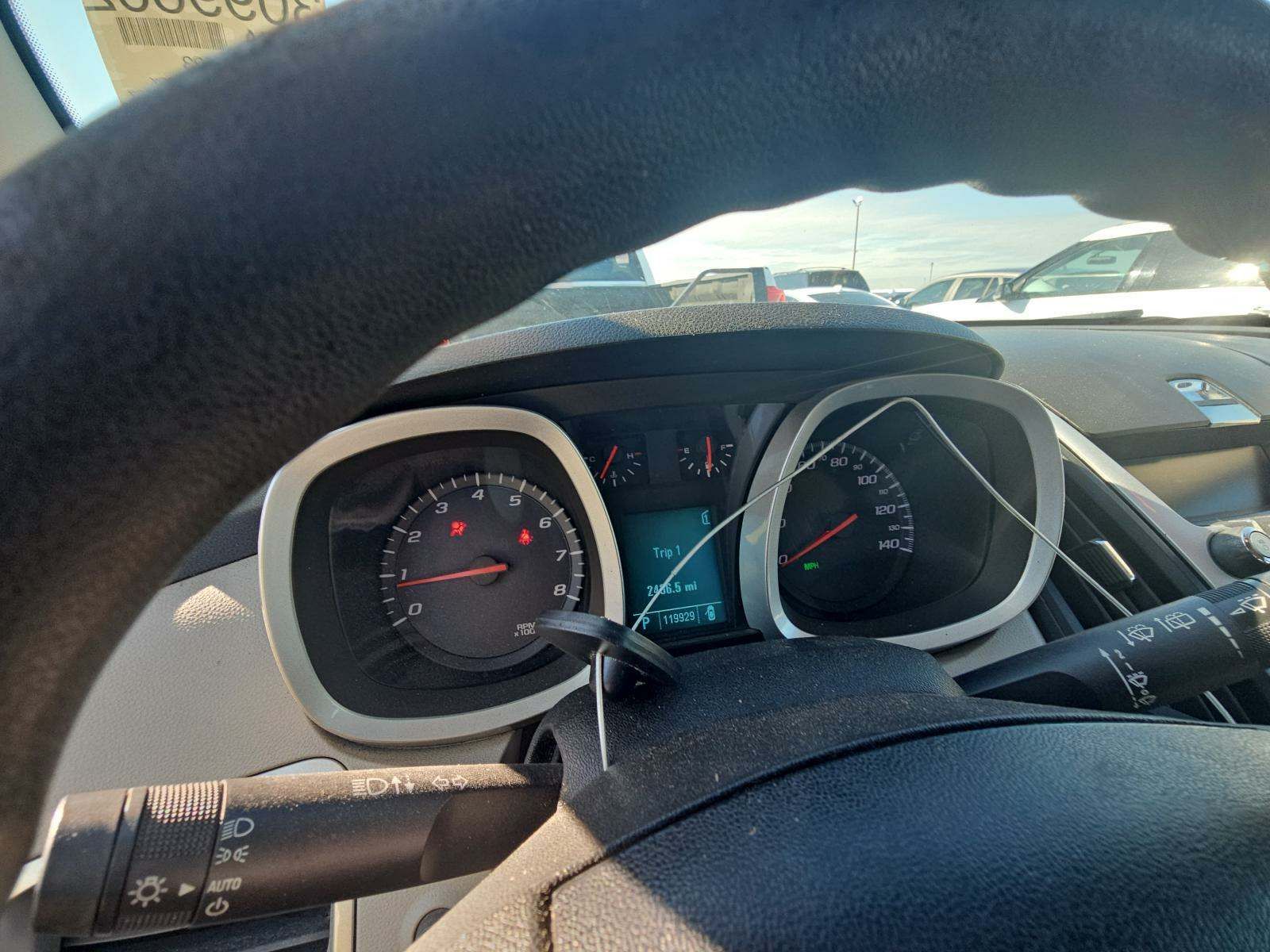 2010 Chevrolet Equinox LS FWD