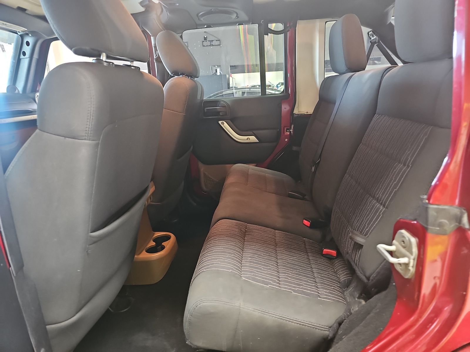 2011 Jeep Wrangler Unlimited Sahara AWD