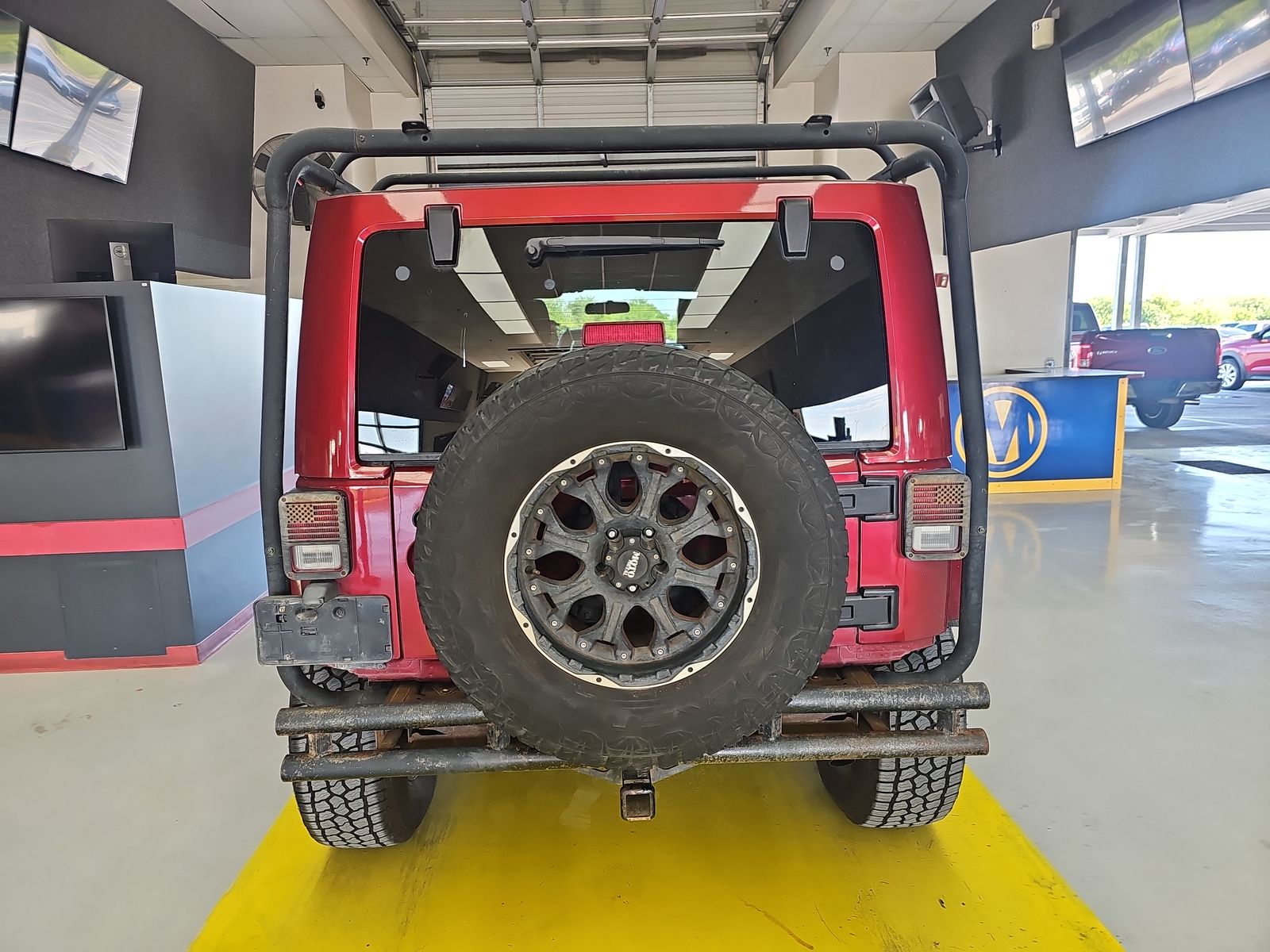 2011 Jeep Wrangler Unlimited Sahara AWD
