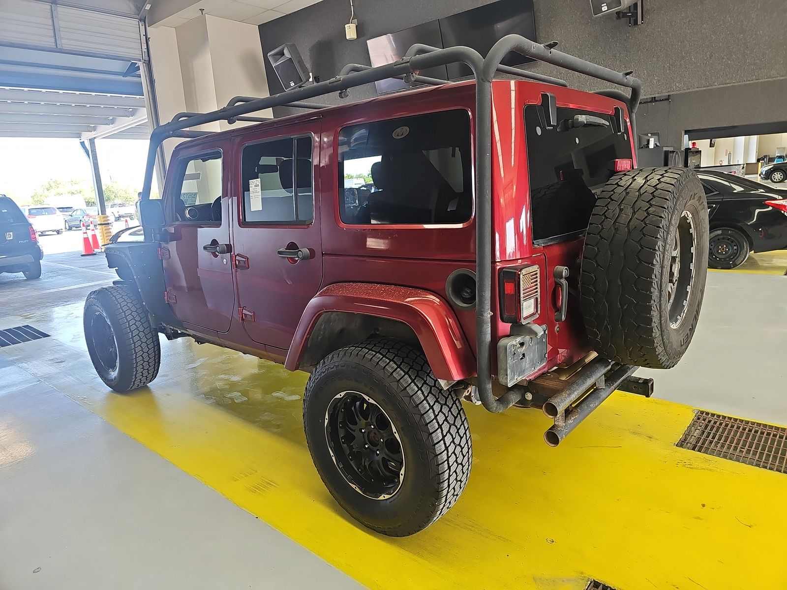 2011 Jeep Wrangler Unlimited Sahara AWD