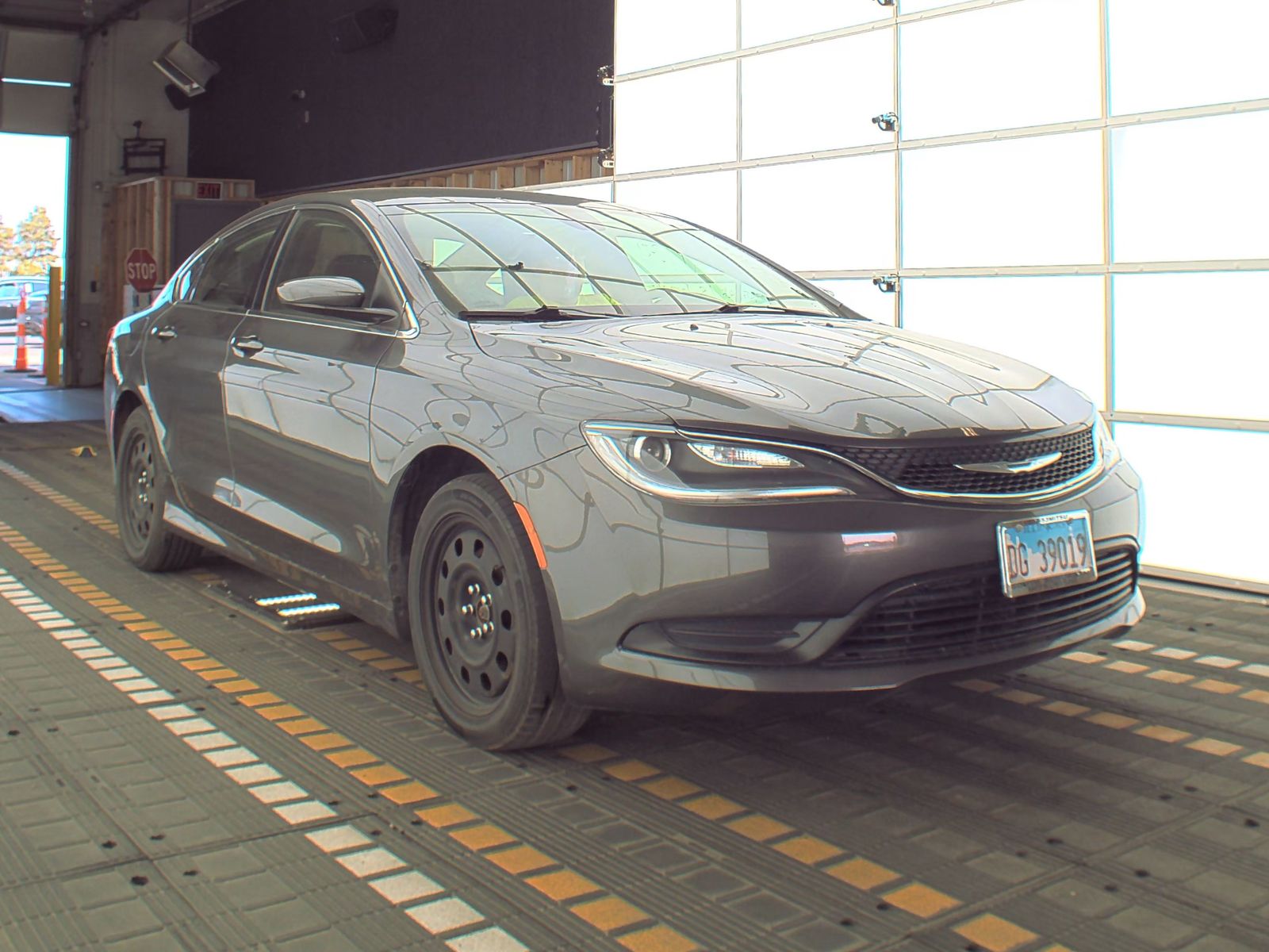 2017 Chrysler 200 LX Touring FWD