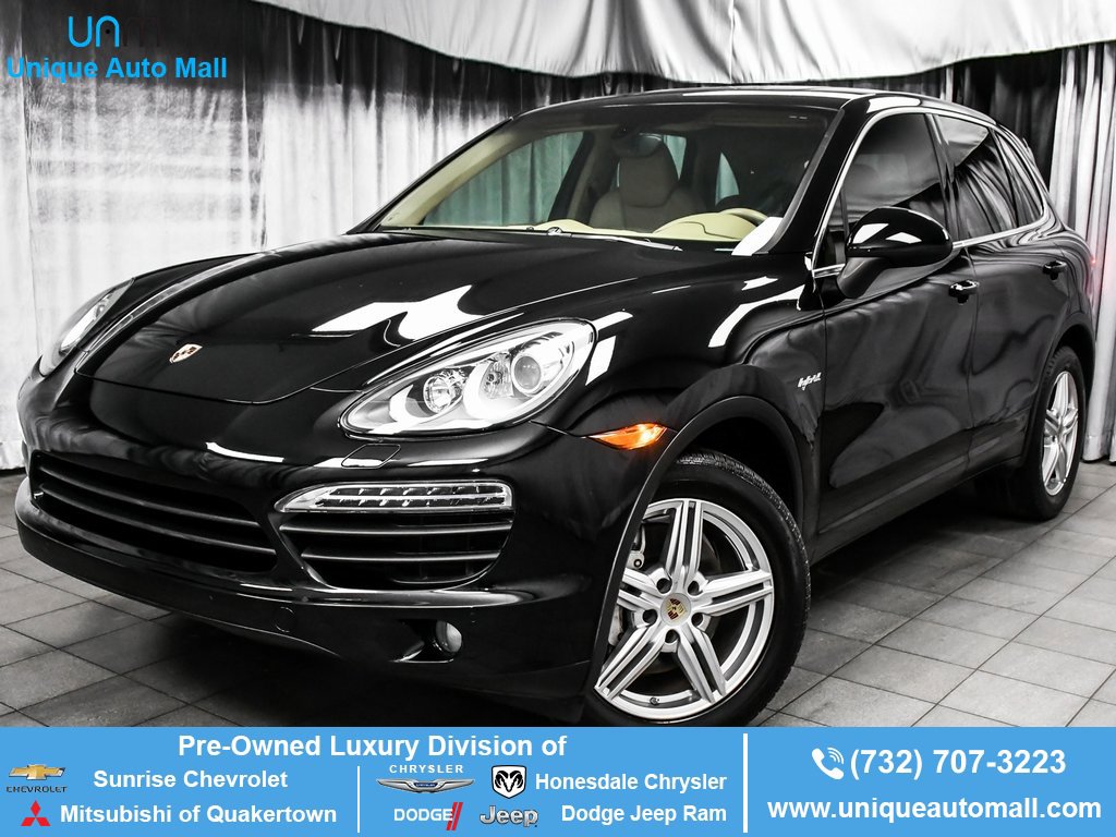 2014 Porsche Cayenne Hybrid S