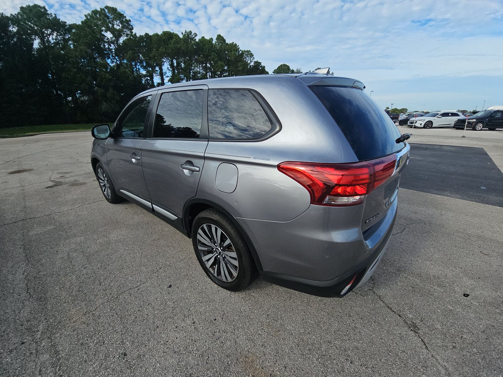 2019 Mitsubishi Outlander ES FWD