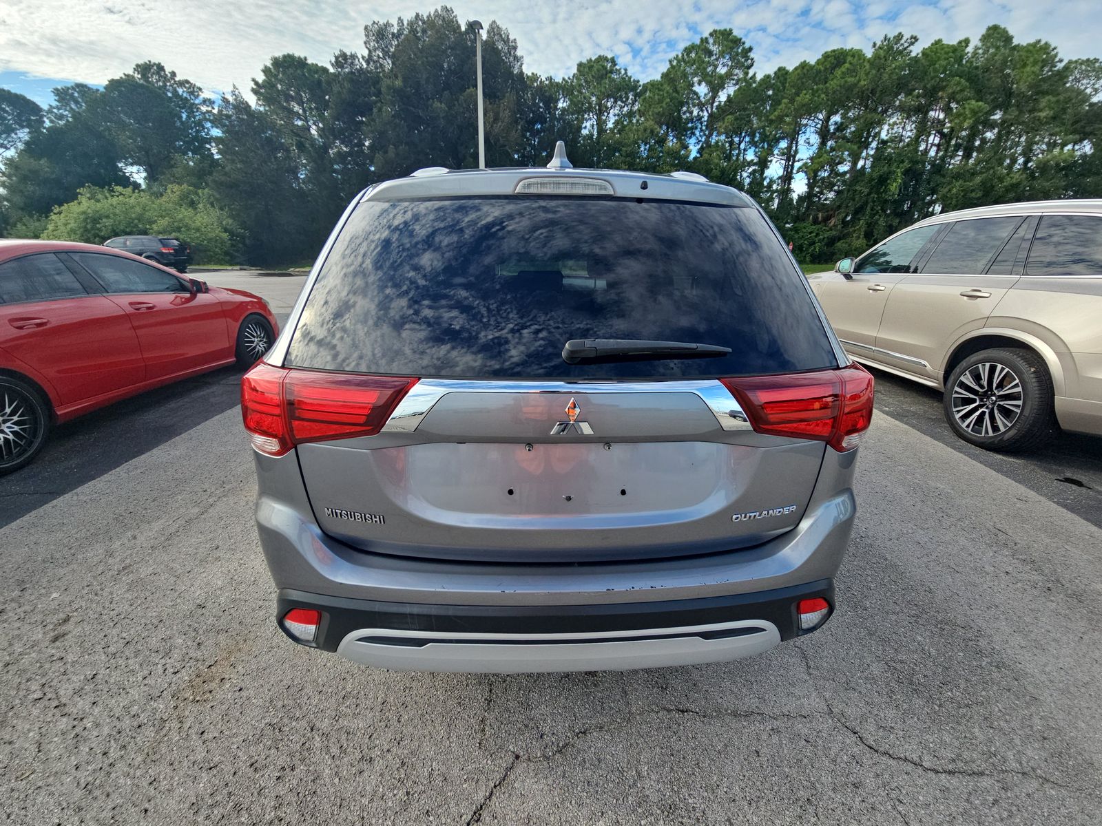 2019 Mitsubishi Outlander ES FWD