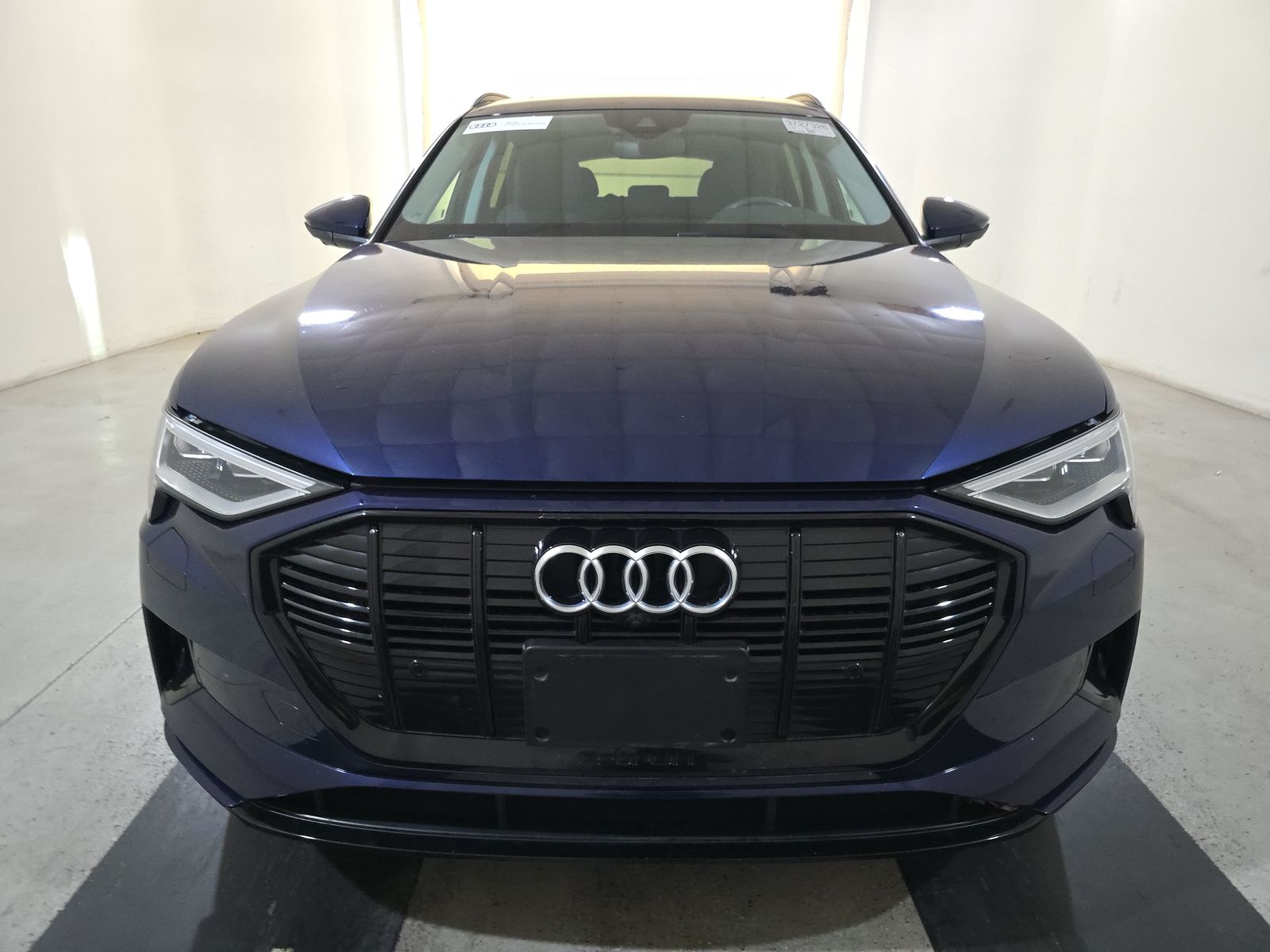 2021 Audi e-tron Premium AWD