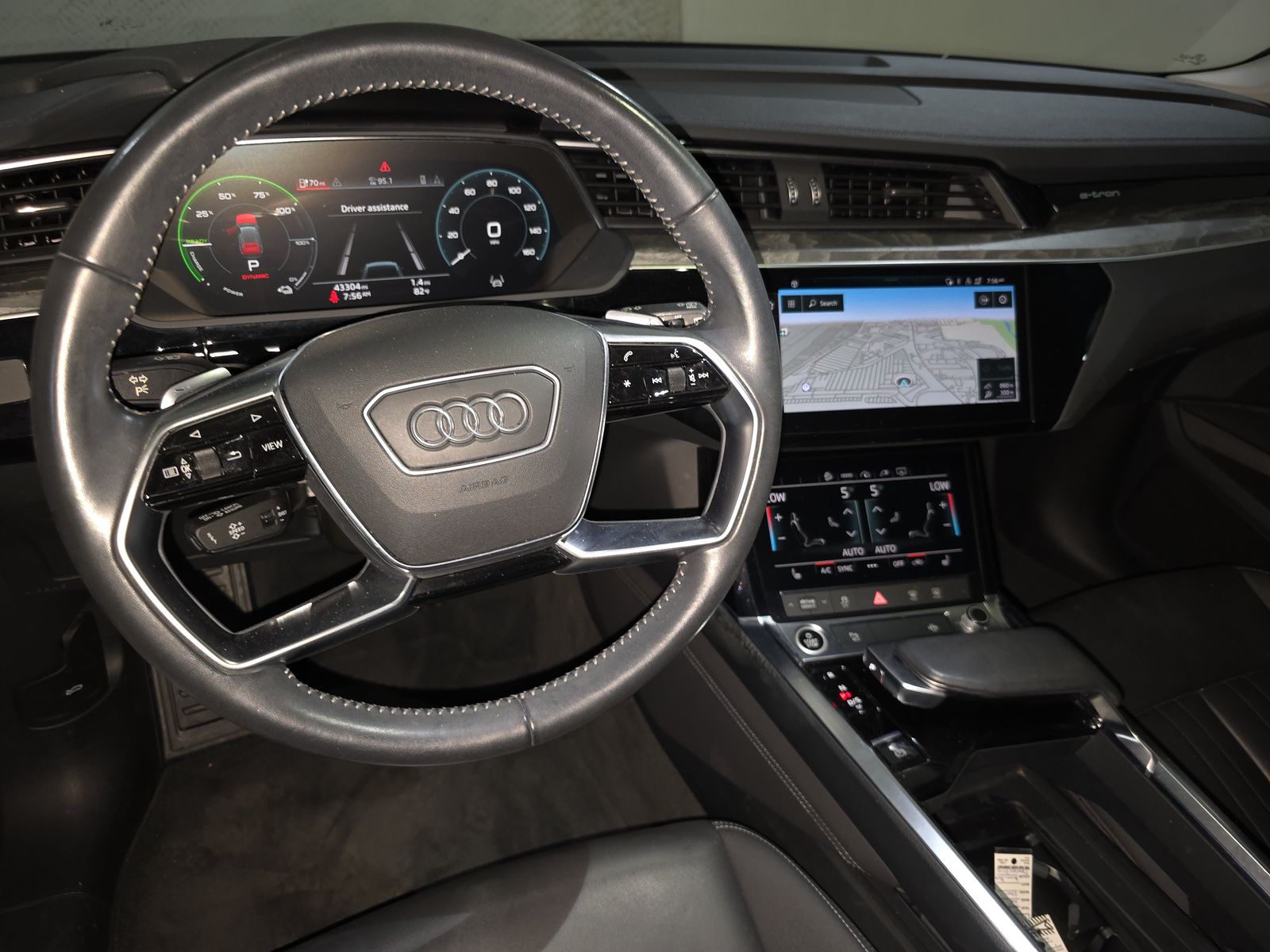 2021 Audi e-tron Premium AWD