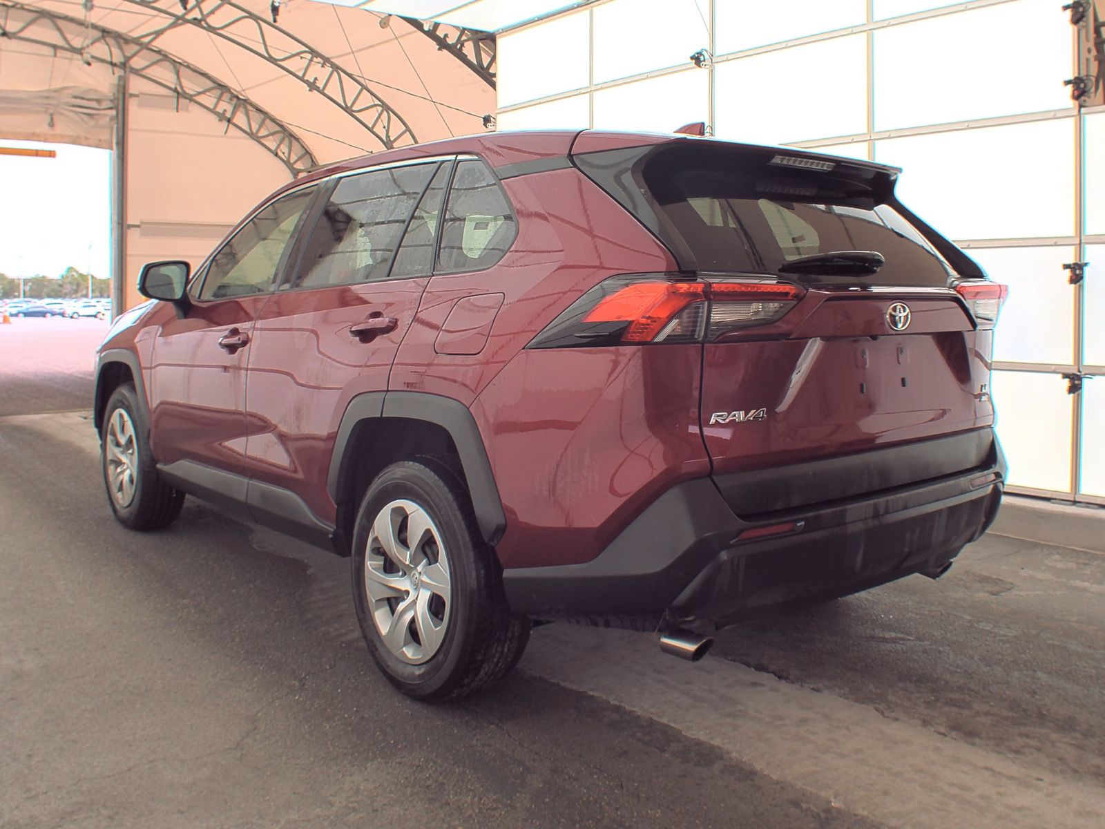 2022 Toyota RAV4 LE AWD