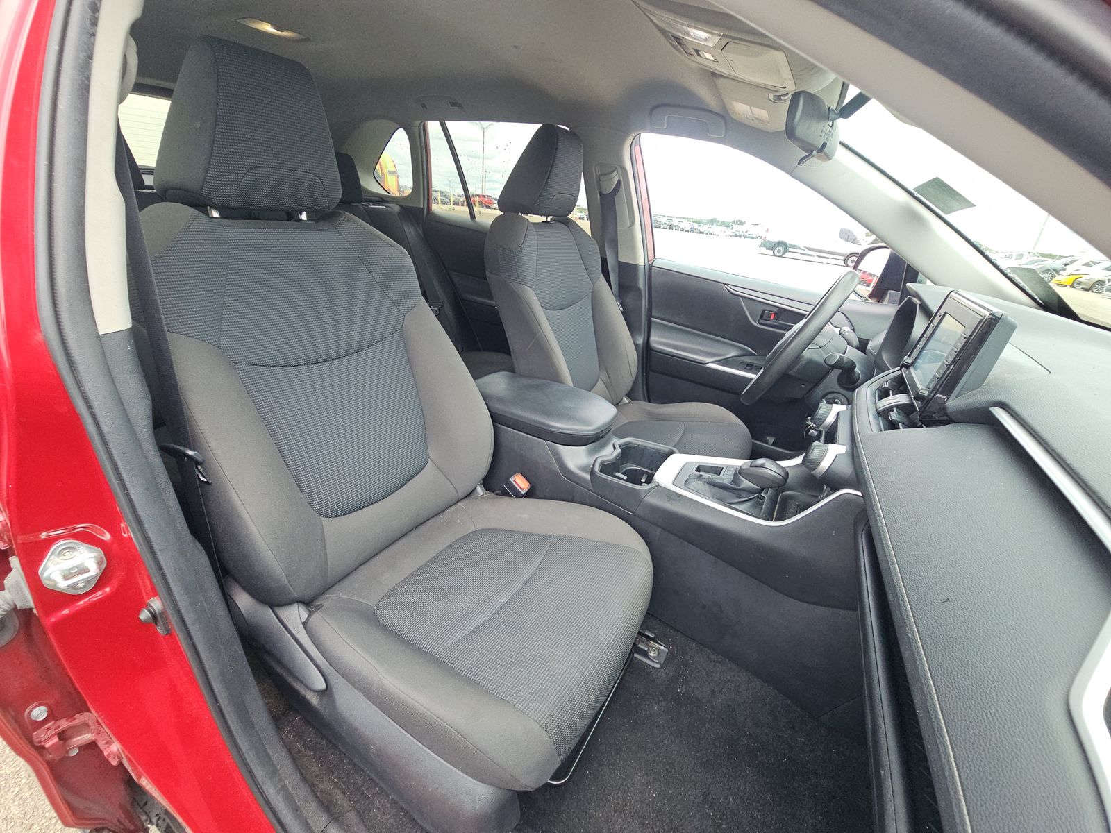 2022 Toyota RAV4 LE AWD
