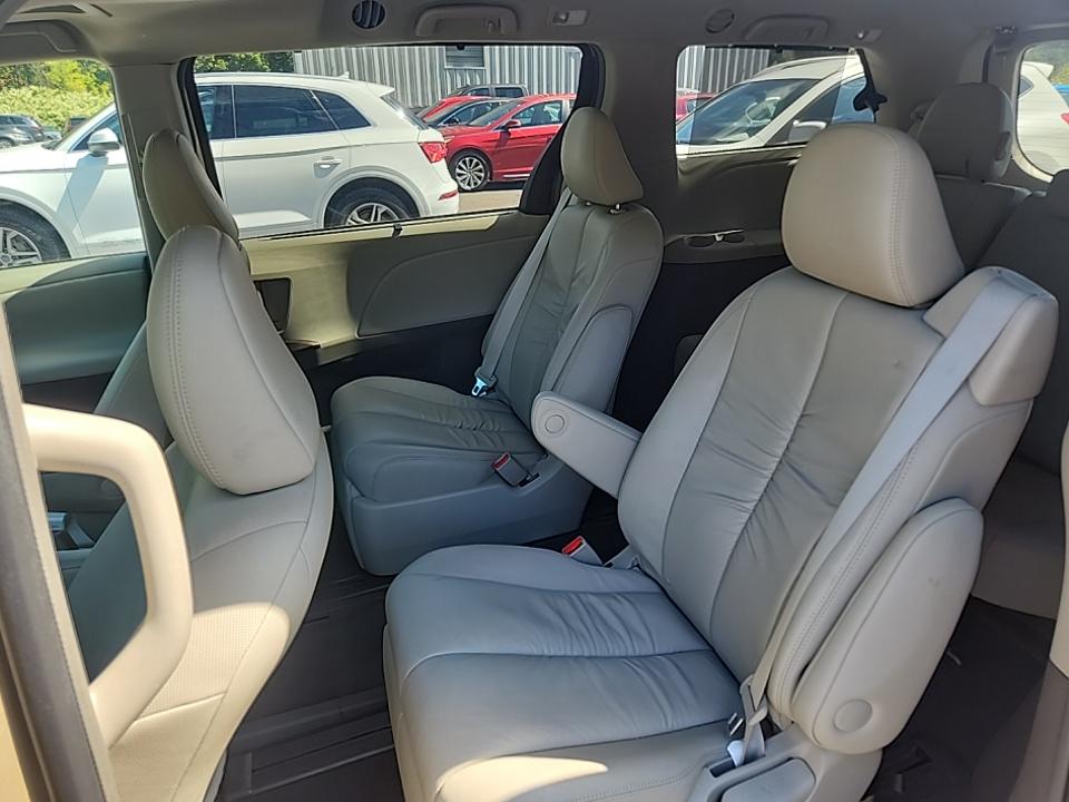 2011 Toyota Sienna XLE AWD