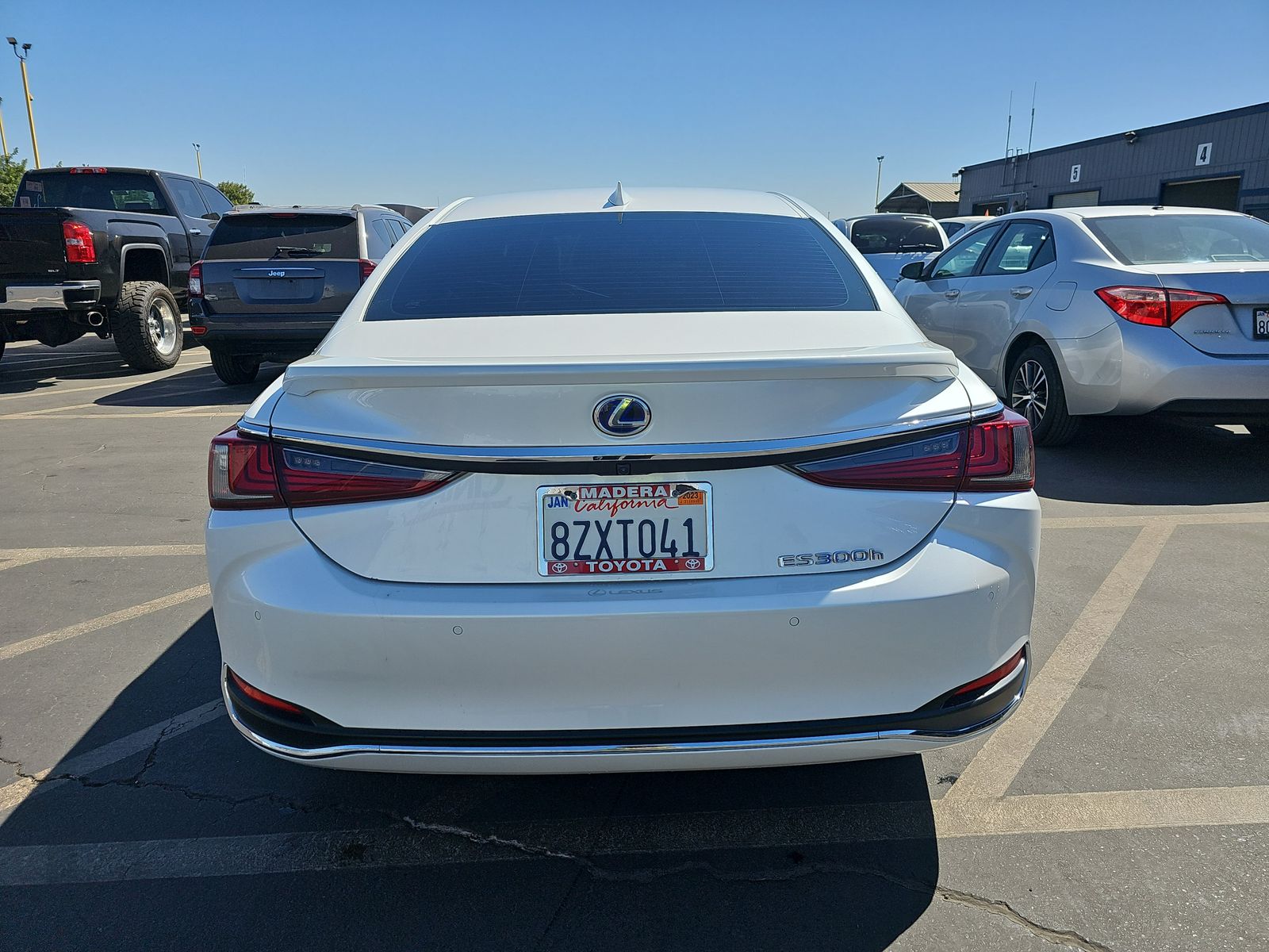 2022 Lexus ES ES 300h FWD