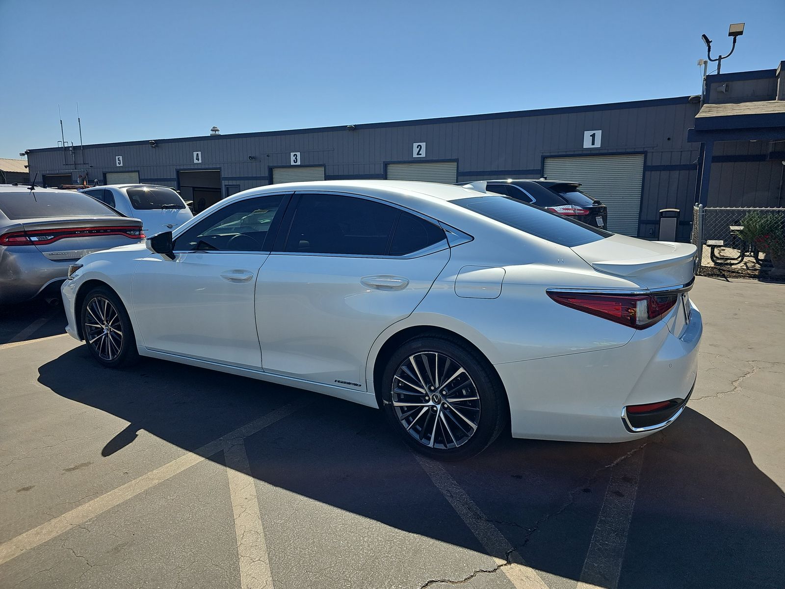 2022 Lexus ES ES 300h FWD