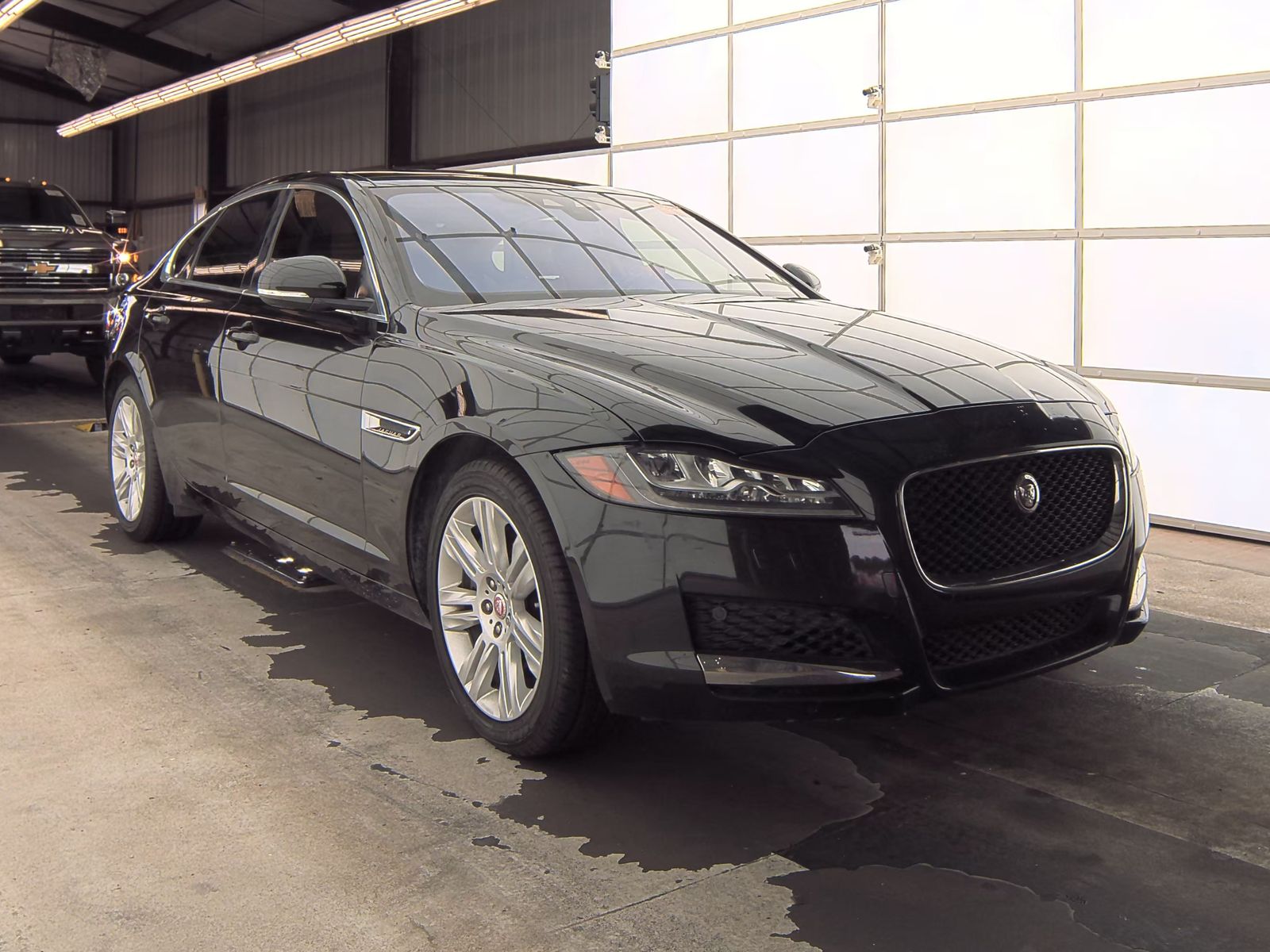 2017 Jaguar XF 35t Premium FWD