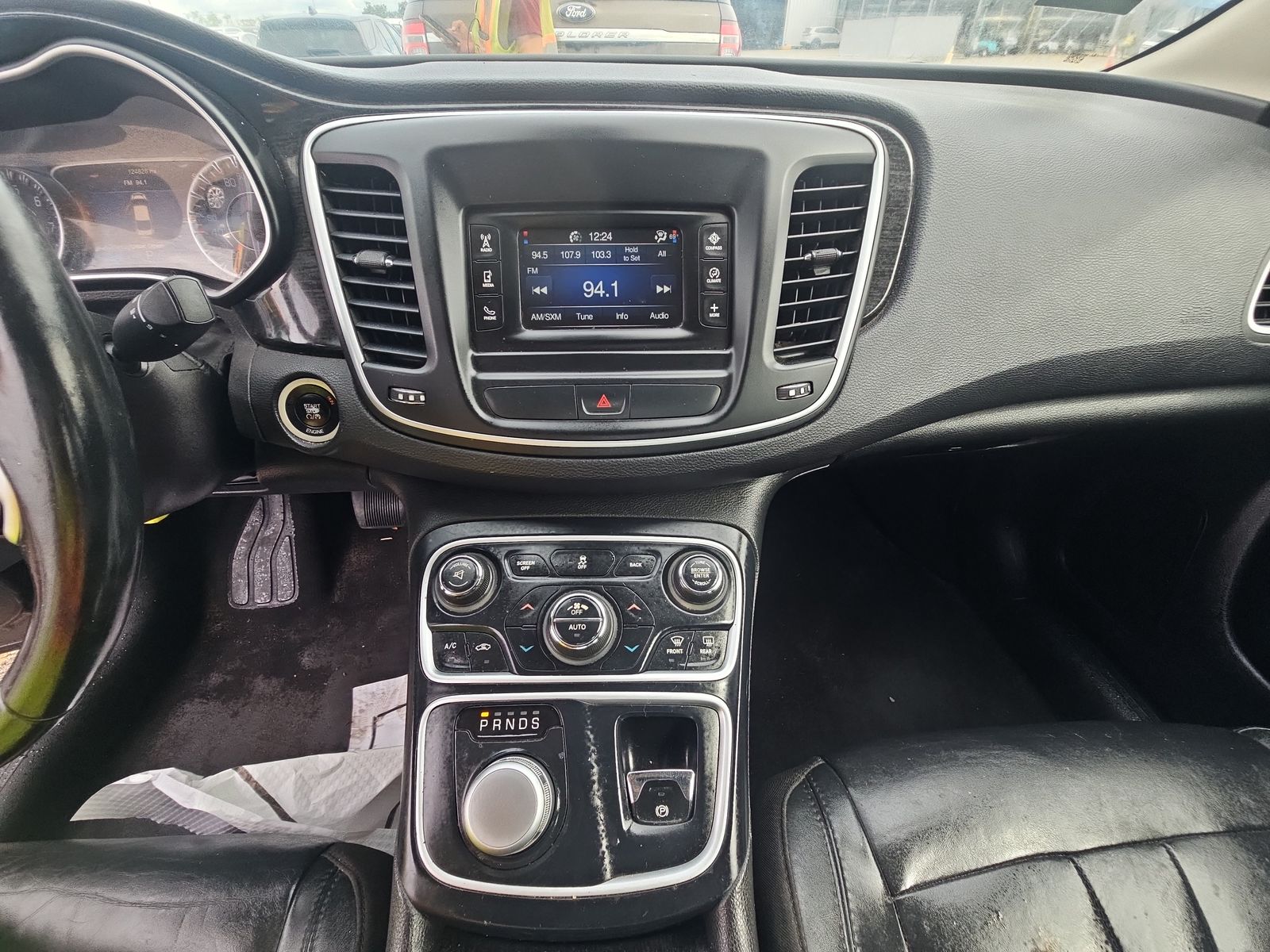 2015 Chrysler 200 C FWD