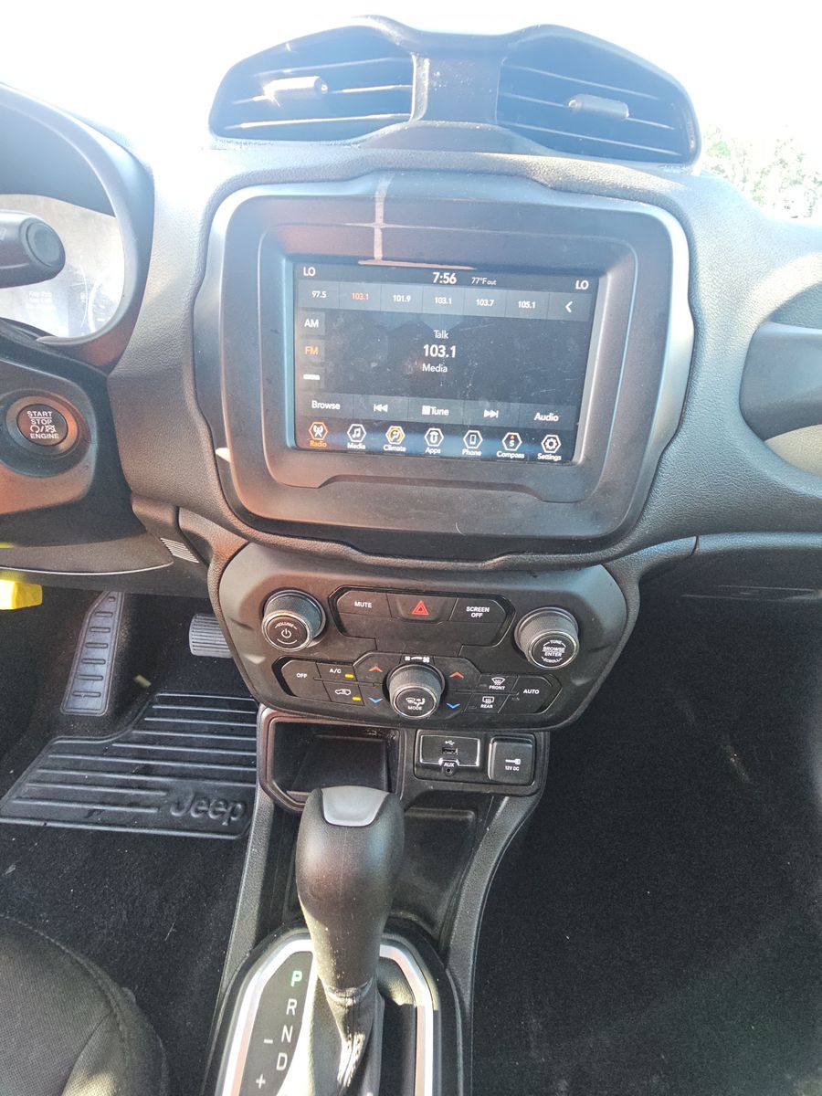 2018 Jeep Renegade Latitude FWD