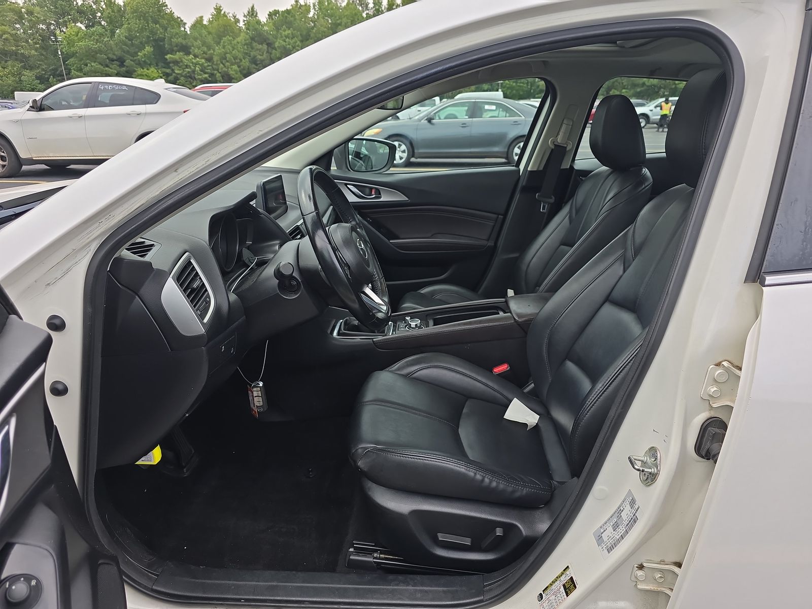 2018 MAZDA MAZDA3 Touring FWD