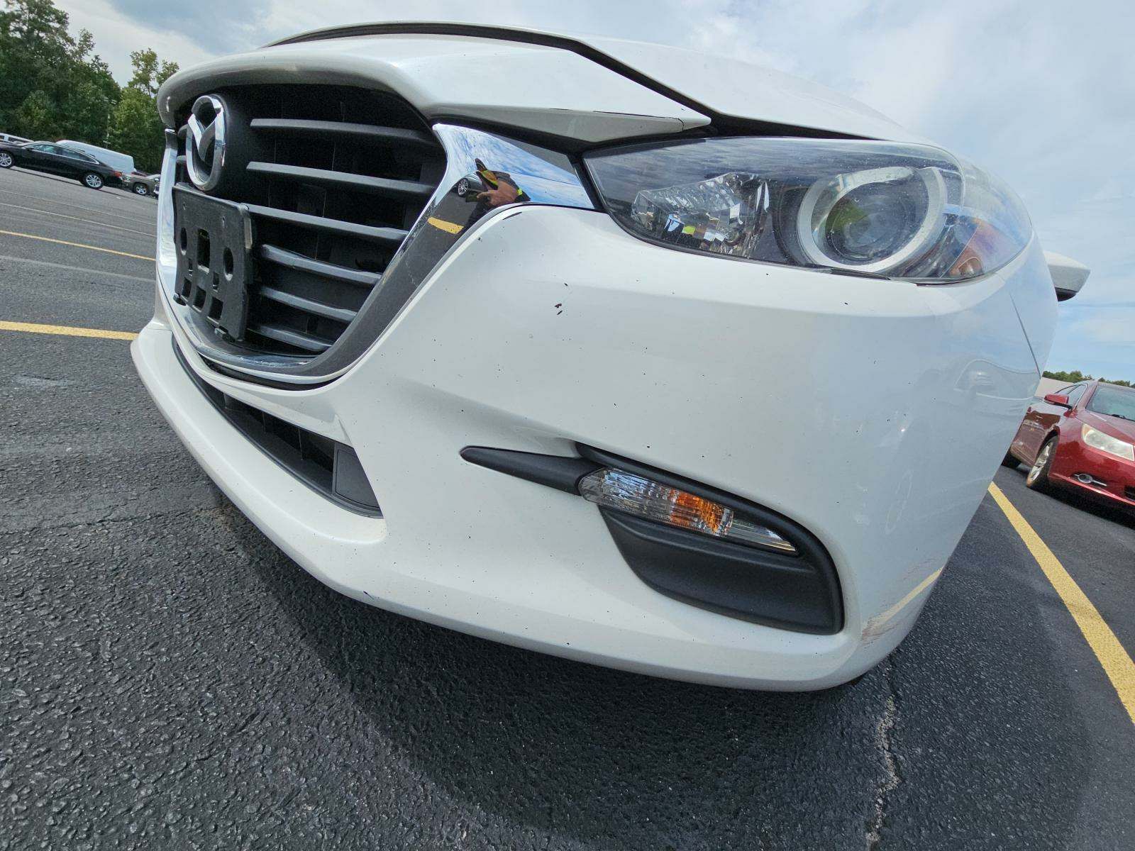 2018 MAZDA MAZDA3 Touring FWD