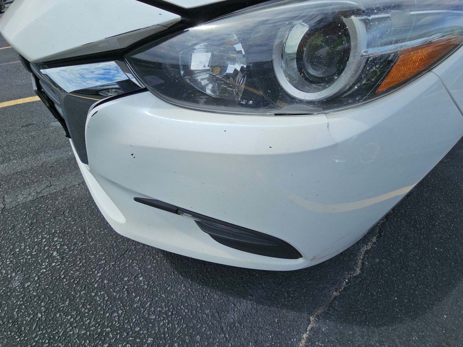 2018 MAZDA MAZDA3 Touring FWD