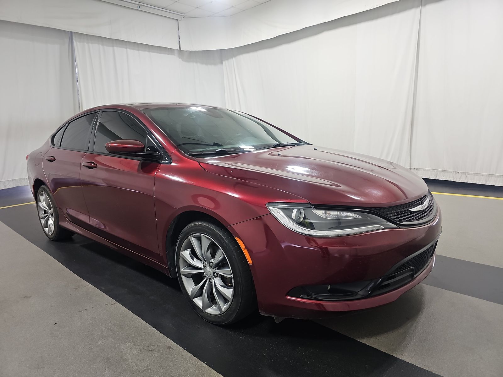 2016 Chrysler 200 S FWD