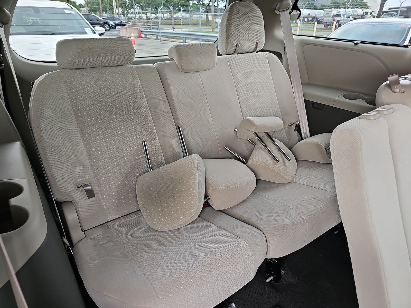 2011 Toyota Sienna LE FWD