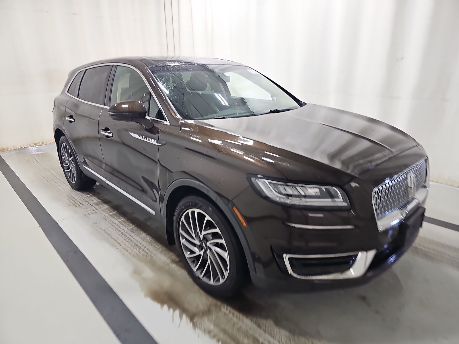 2019 Lincoln Nautilus Reserve AWD