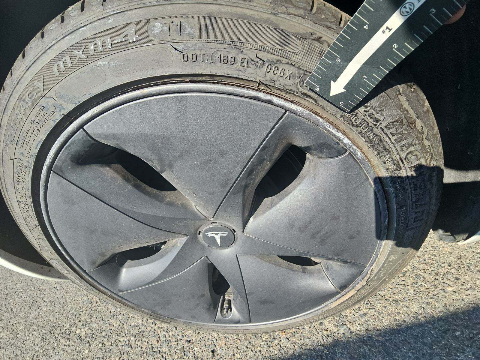 2018 Tesla Model 3 Mid Range FWD