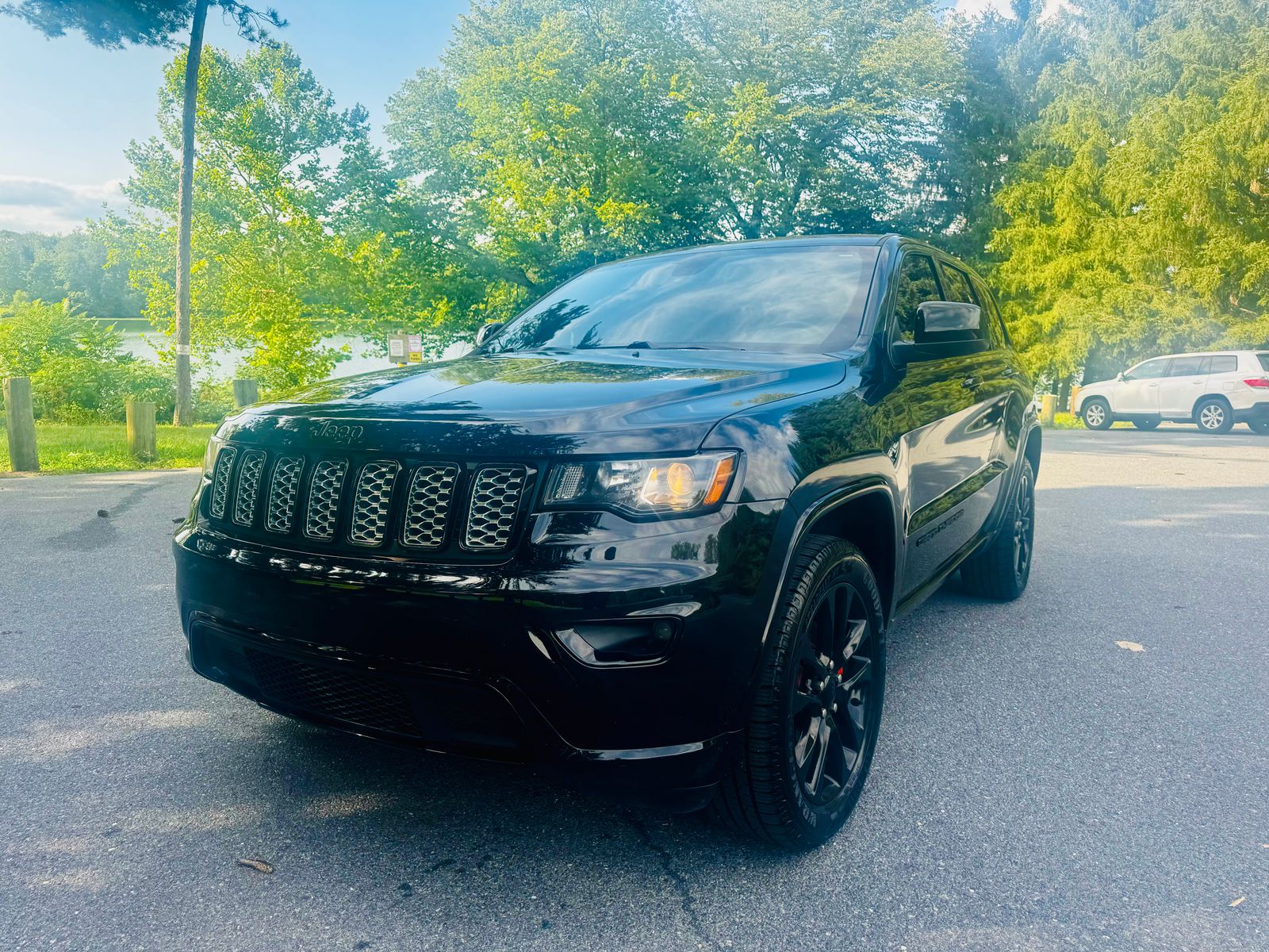 2020 Jeep Grand Cherokee Altitude Edition