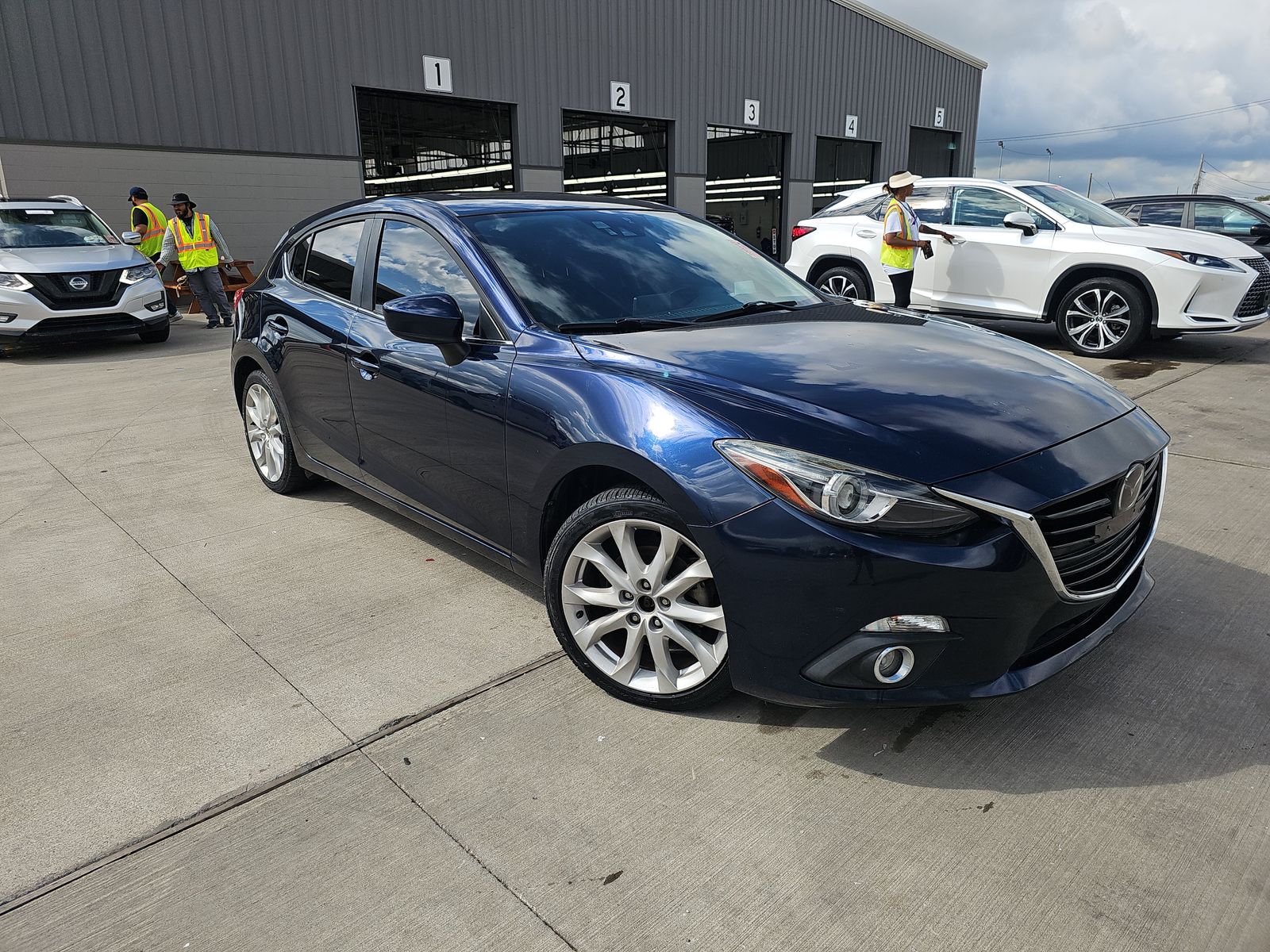 2015 MAZDA MAZDA3 s Grand Touring FWD