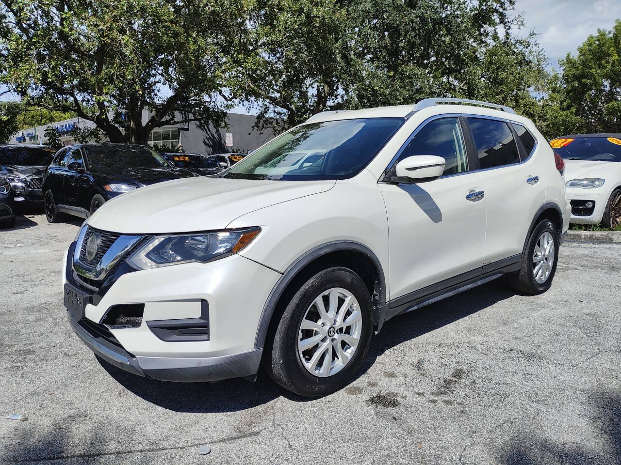 2018 Nissan Rogue SV