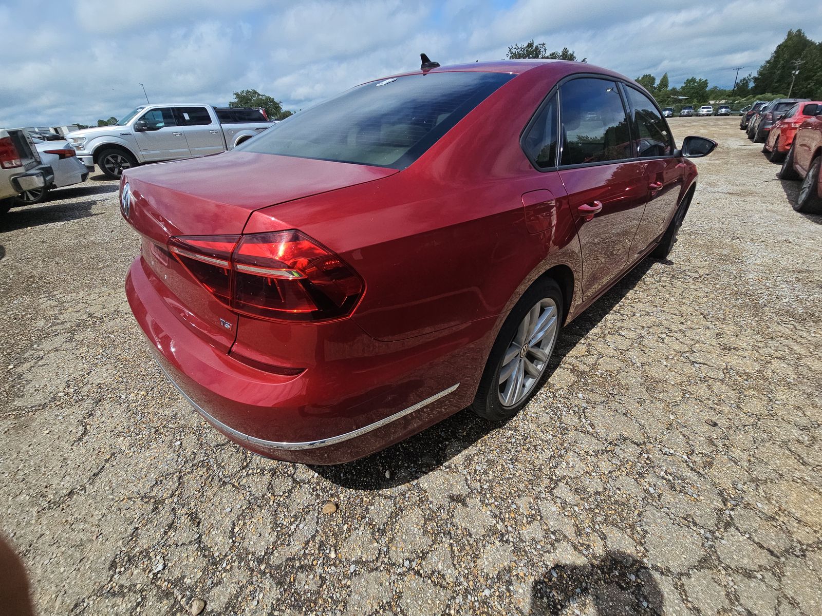 2019 Volkswagen Passat 2.0T Wolfsburg Edition FWD