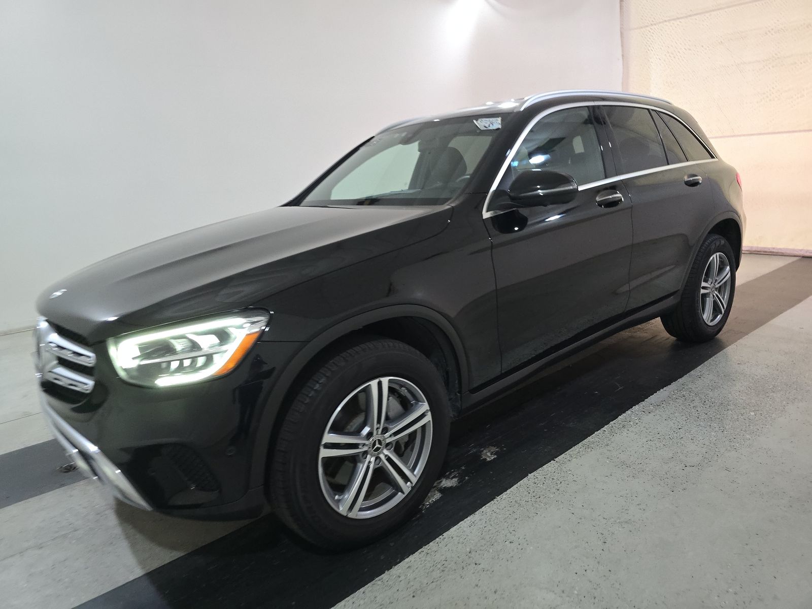 2021 Mercedes-Benz GLC 300
