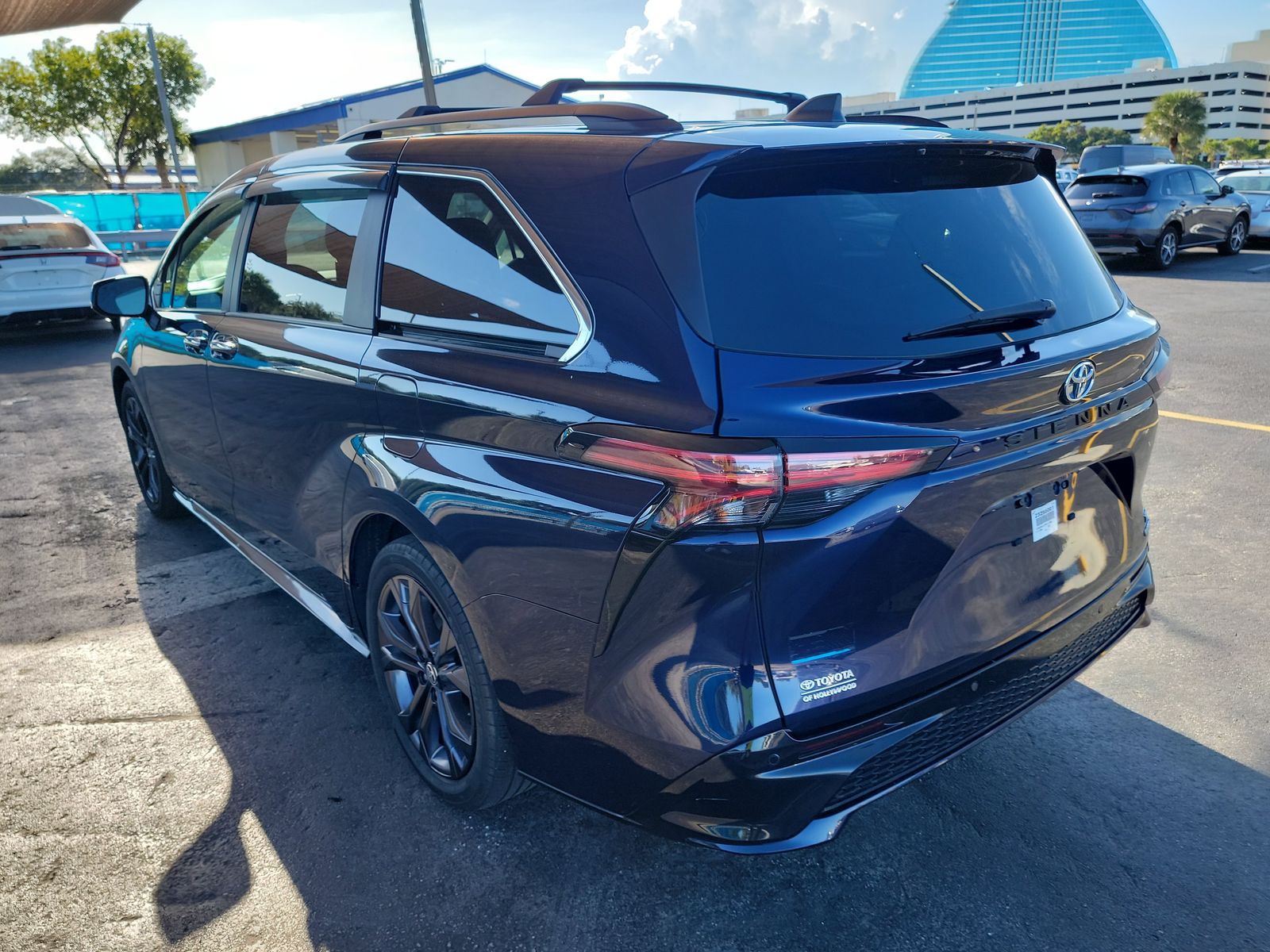 2022 Toyota Sienna XSE FWD