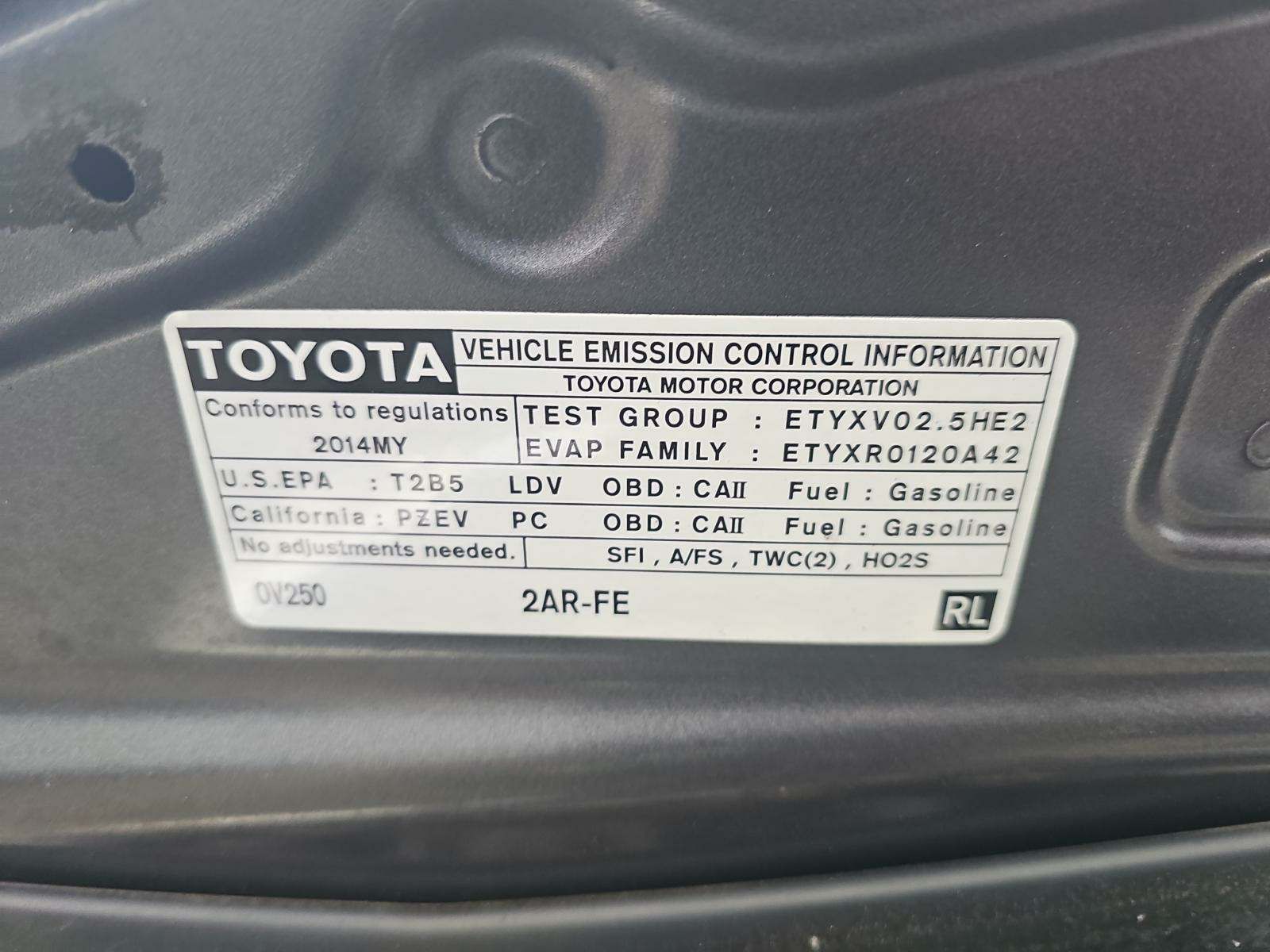 2014 Toyota Camry LE FWD