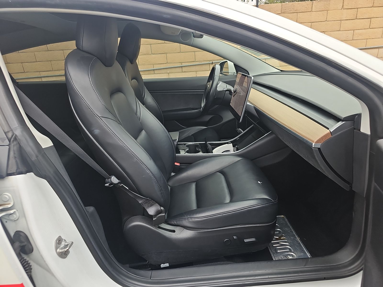 2018 Tesla Model 3 Mid Range FWD