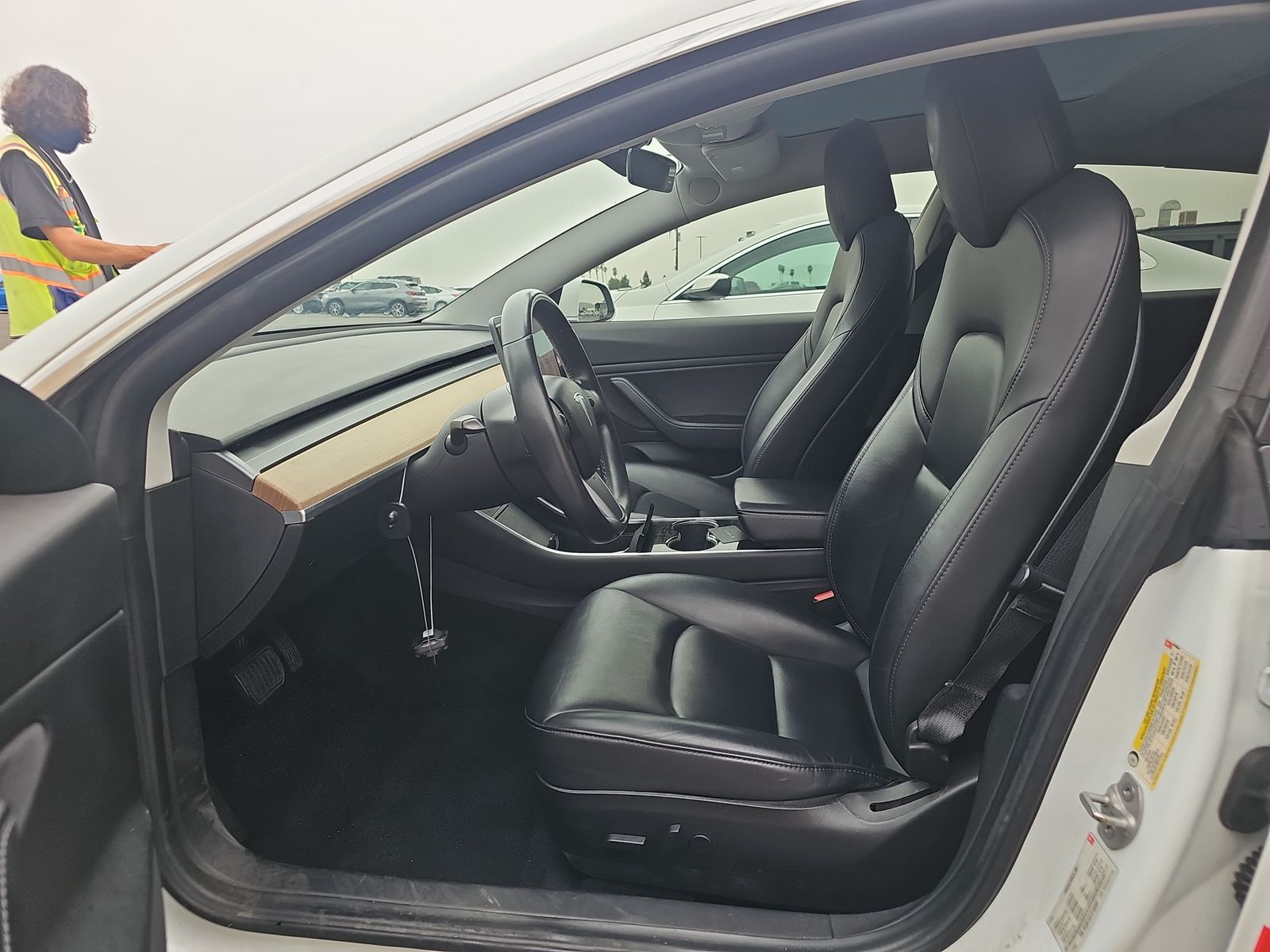 2018 Tesla Model 3 Mid Range FWD