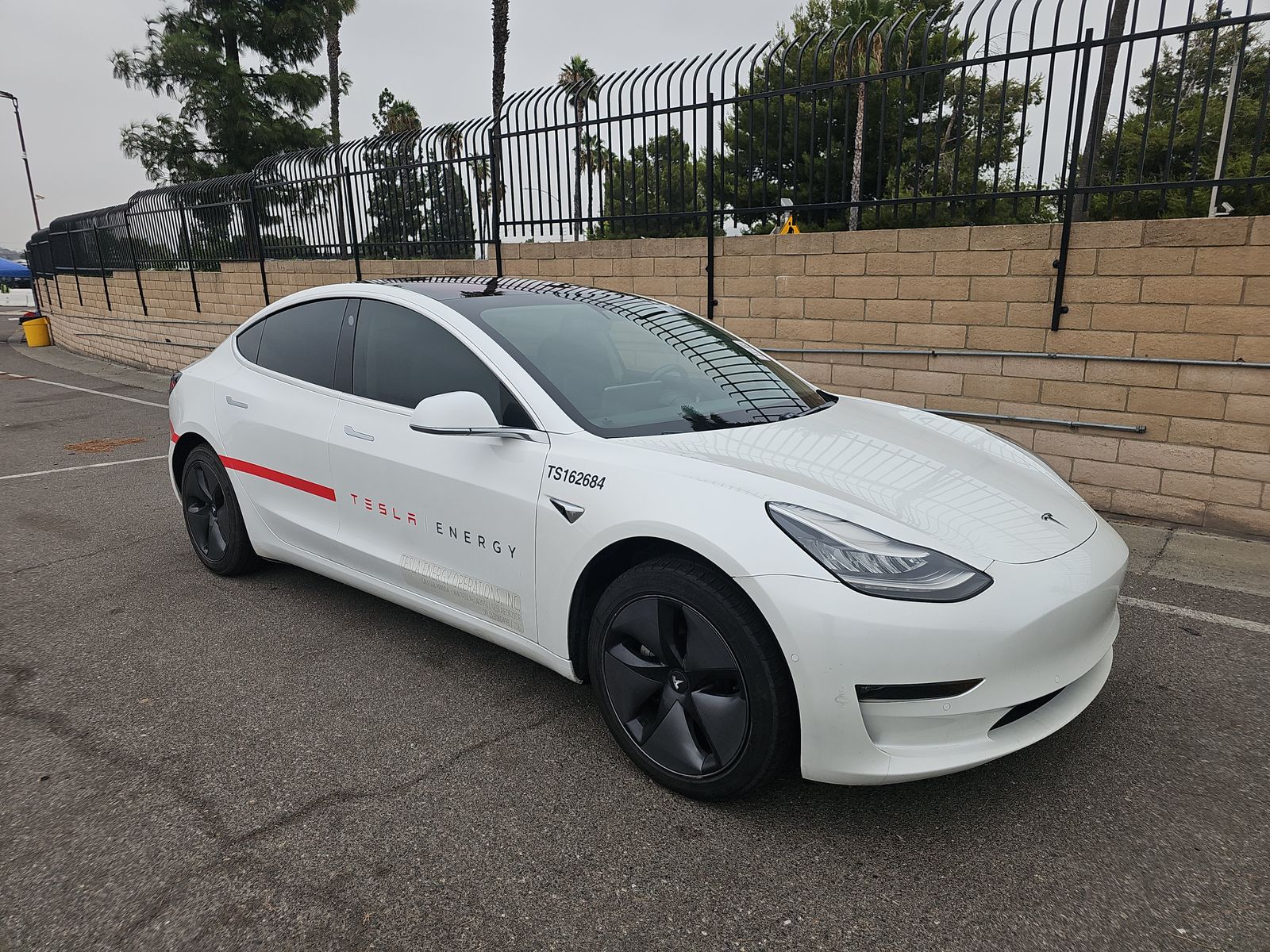 2018 Tesla Model 3 Mid Range FWD