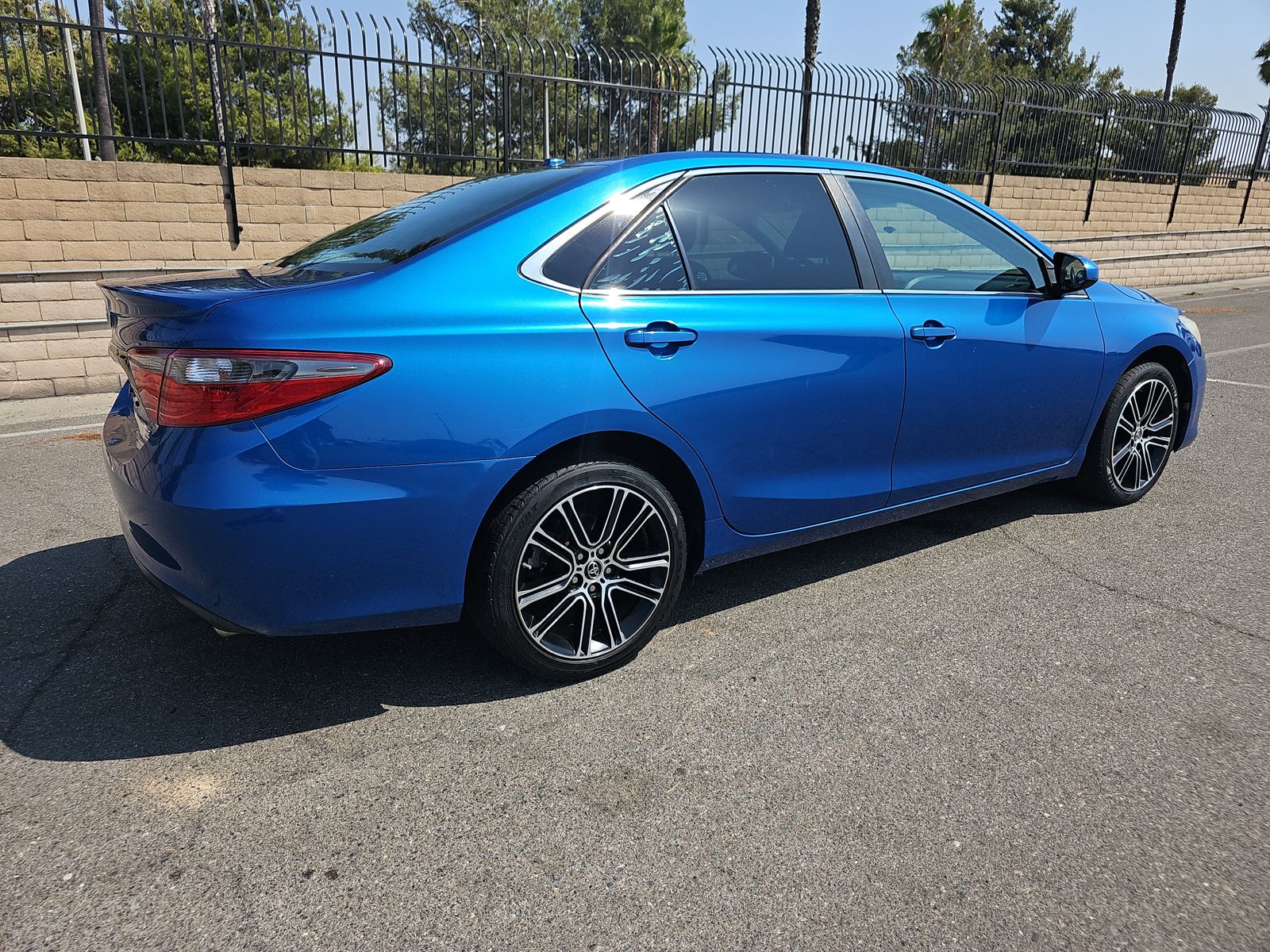 2016 Toyota Camry SE Special Edition FWD